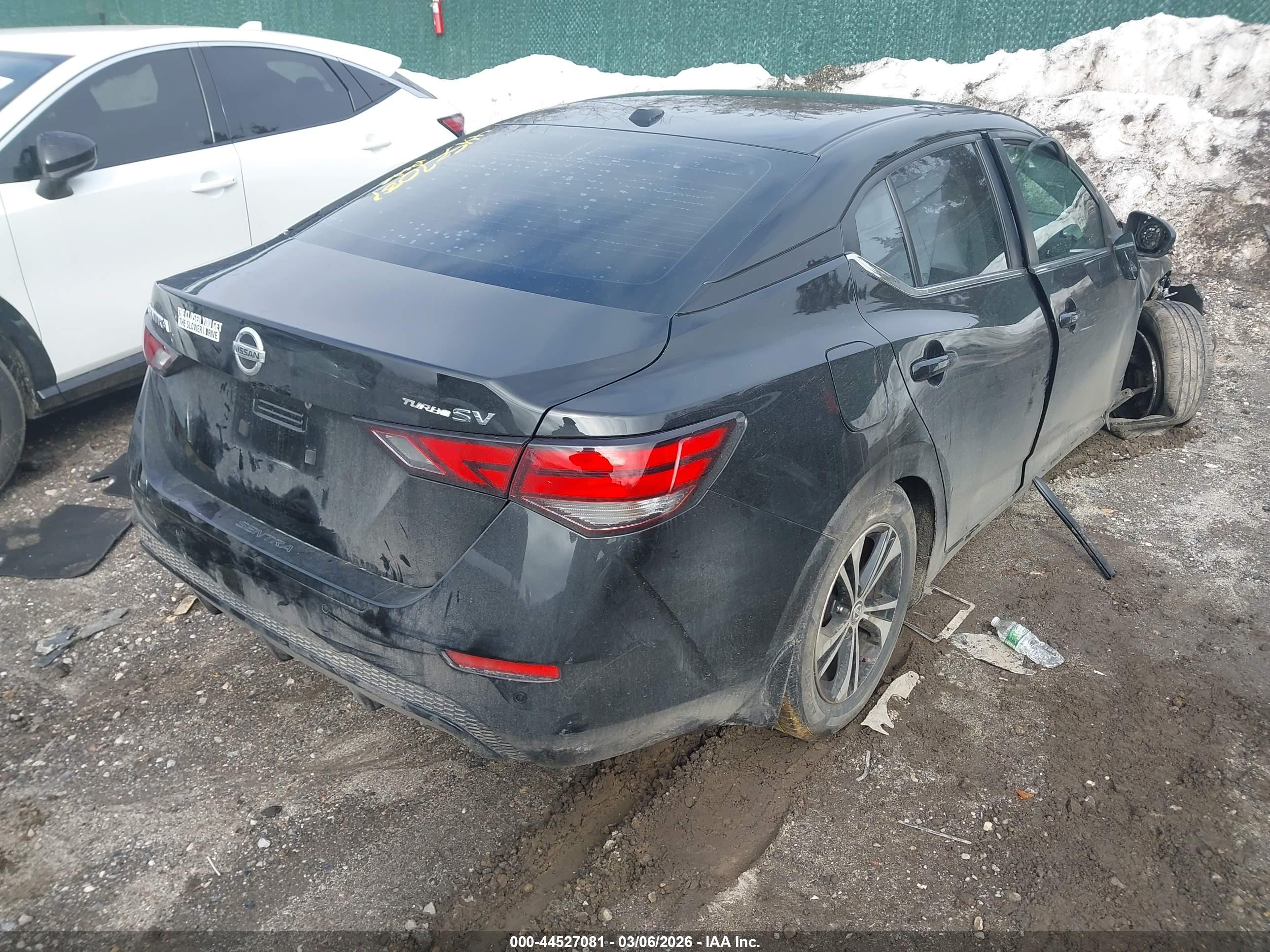 NISSAN SENTRA image 4