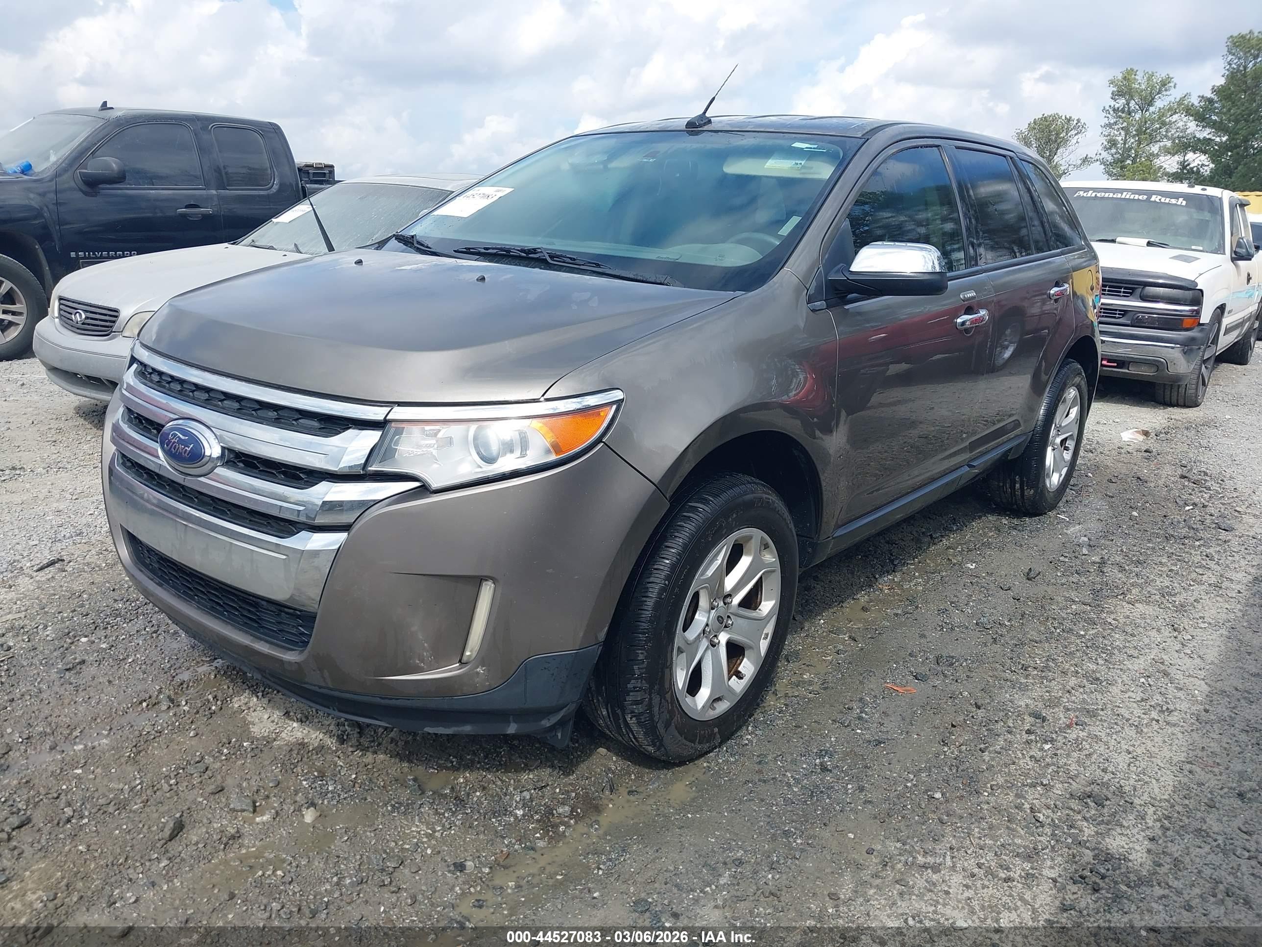 FORD EDGE image 2