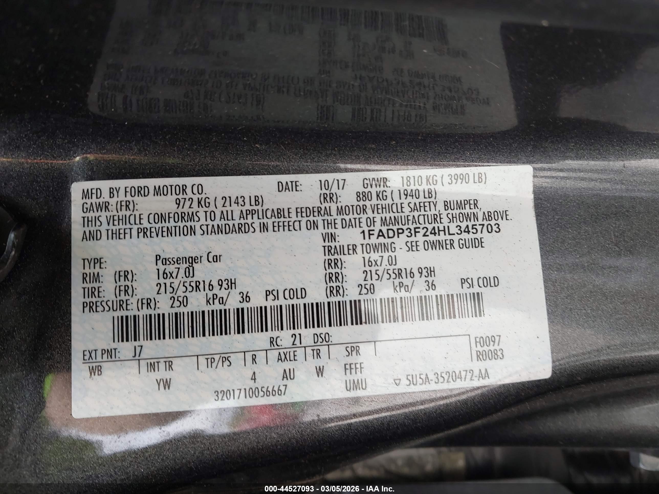 FORD FOCUS image 9