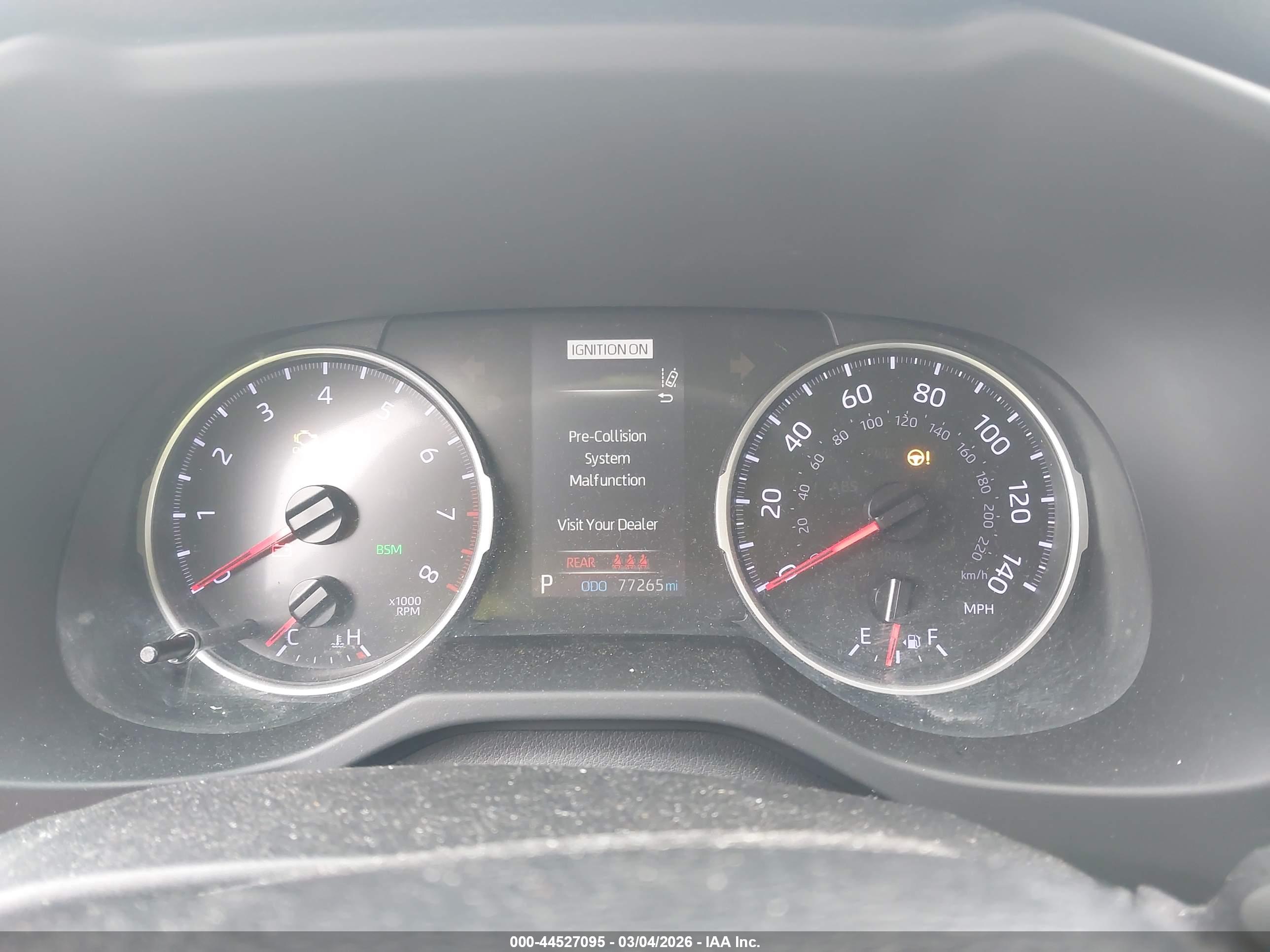 TOYOTA RAV4 image 7