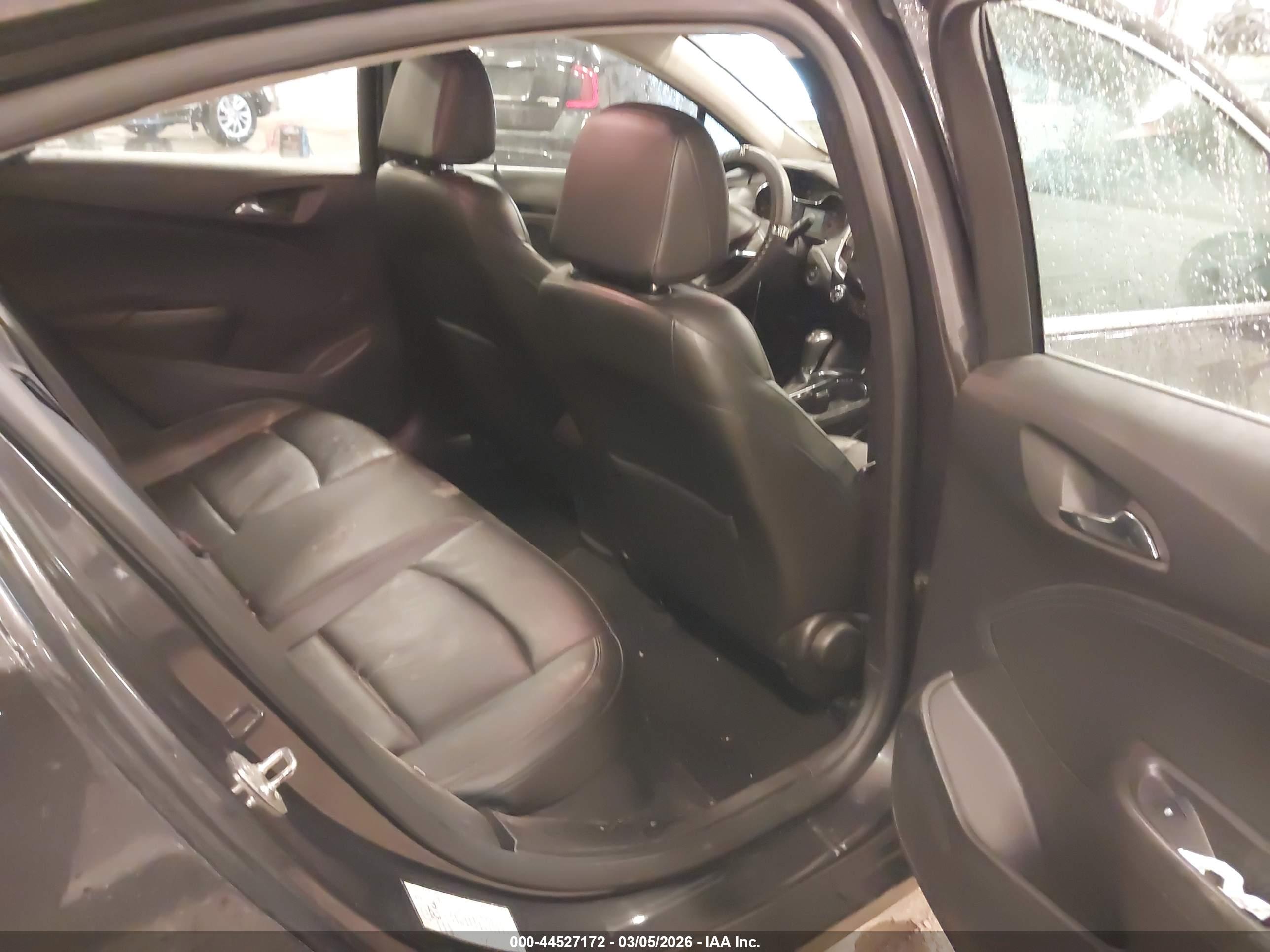 CHEVROLET CRUZE image 8