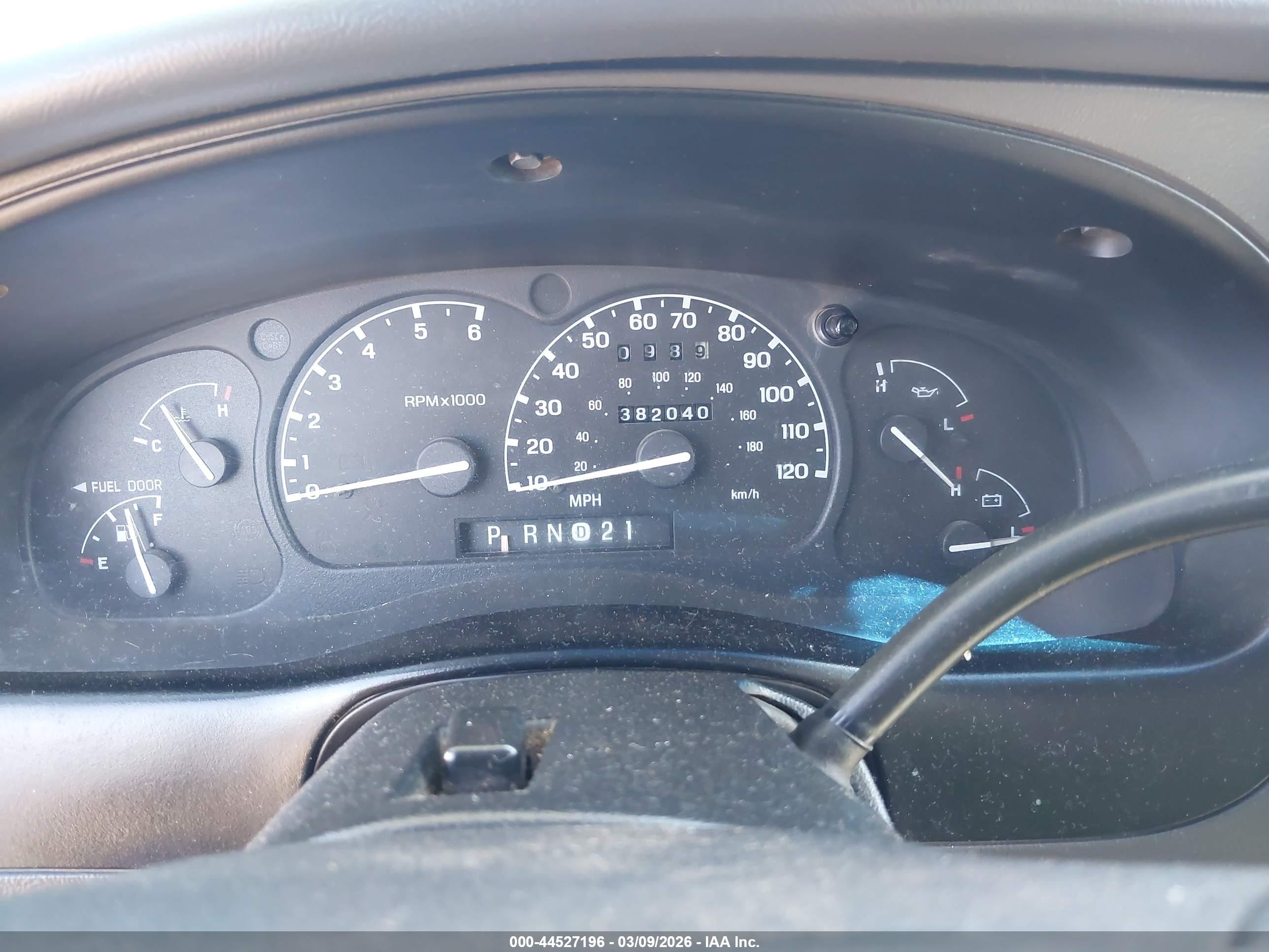 FORD EXPLORER image 7