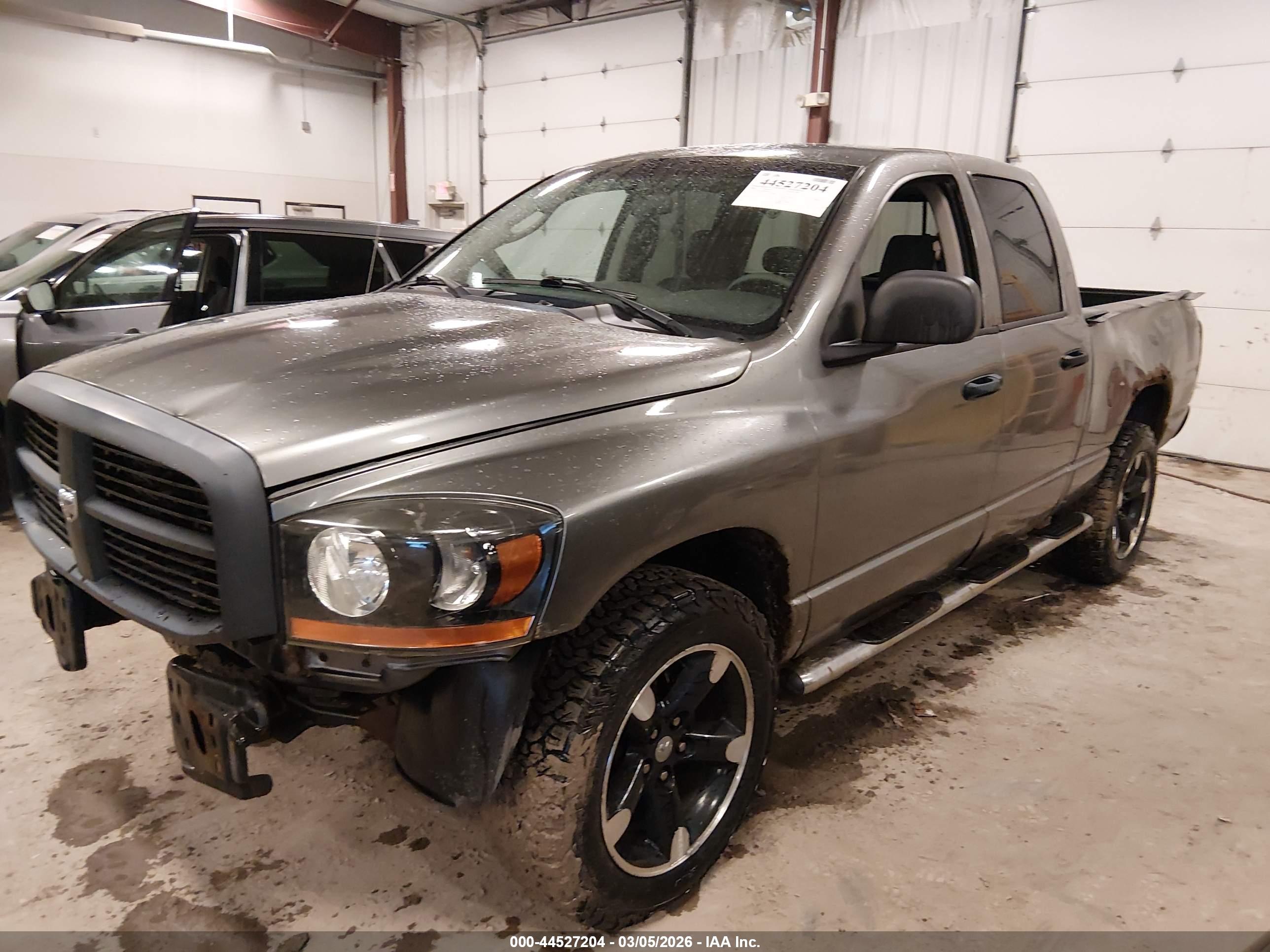 DODGE RAM image 2