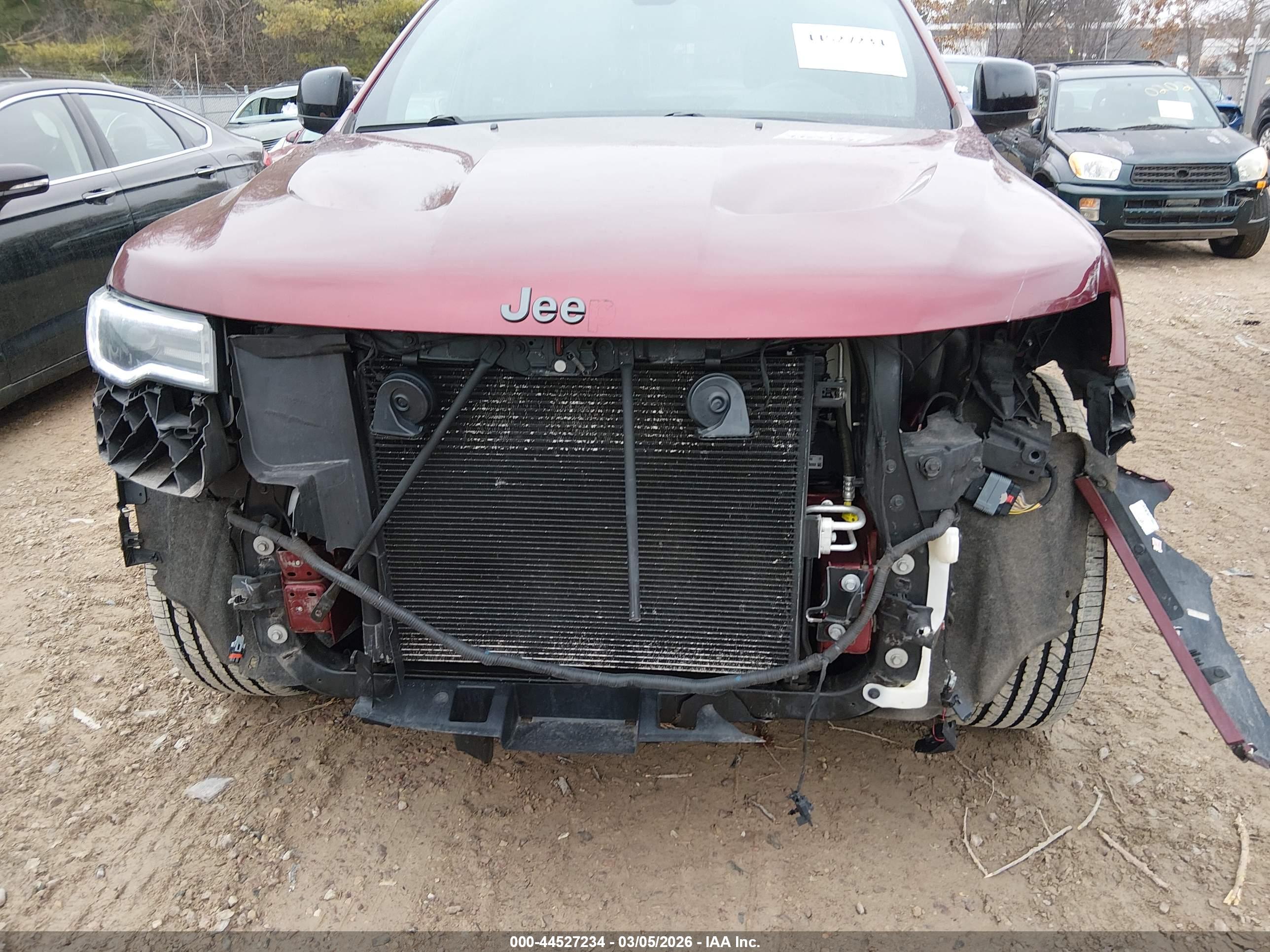 JEEP GRAND image 6