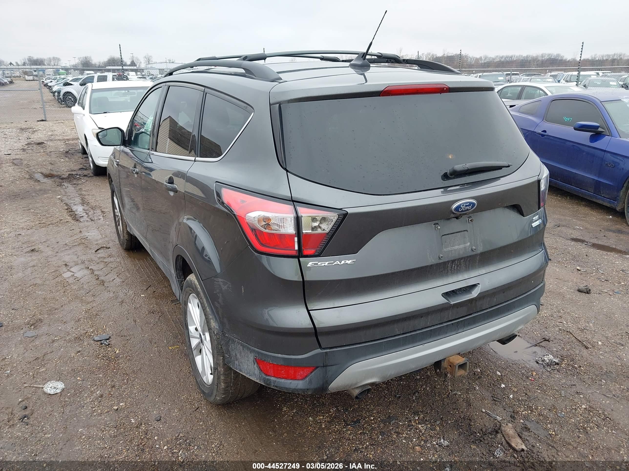 FORD ESCAPE image 3