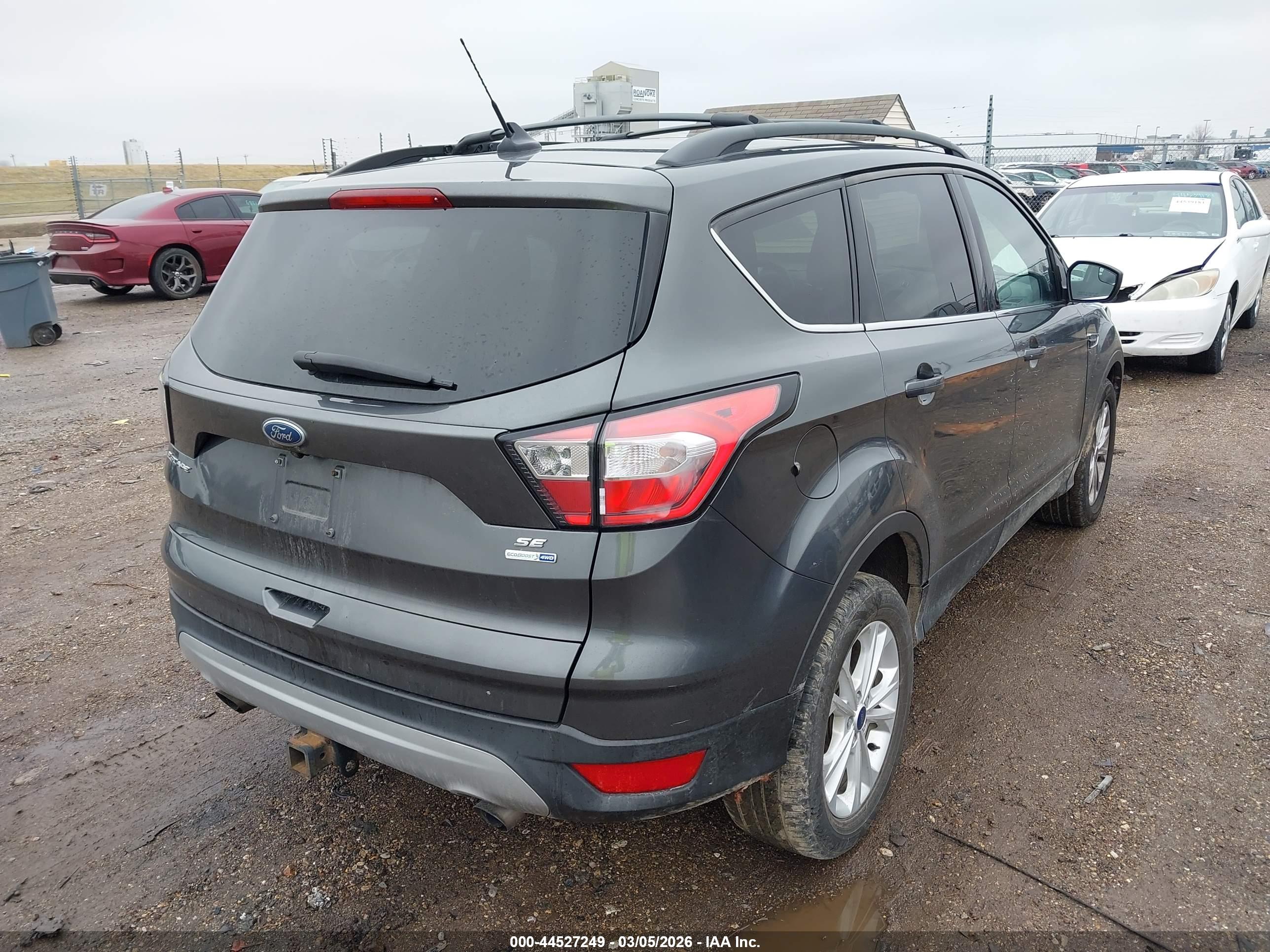 FORD ESCAPE image 4