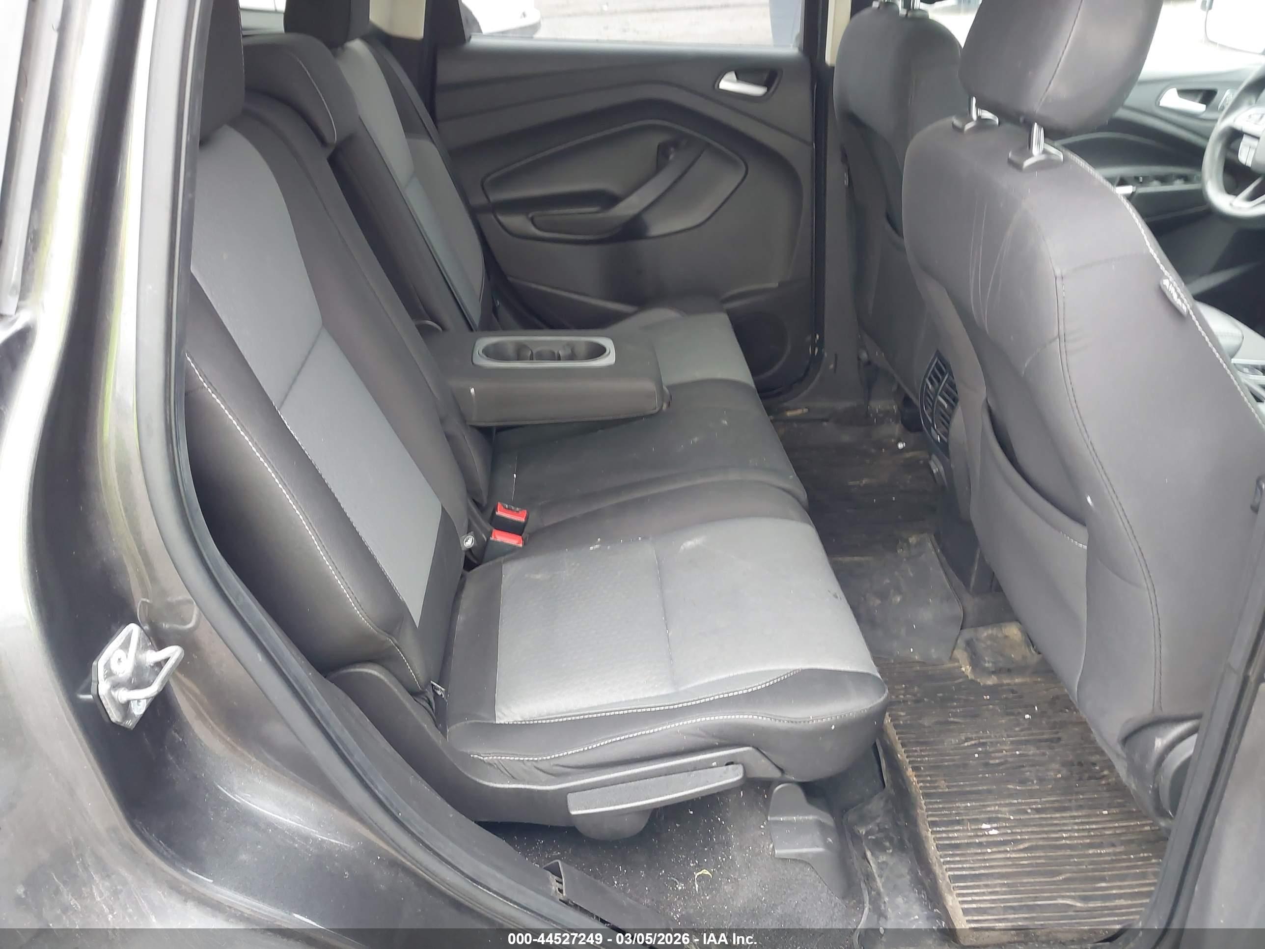 FORD ESCAPE image 8