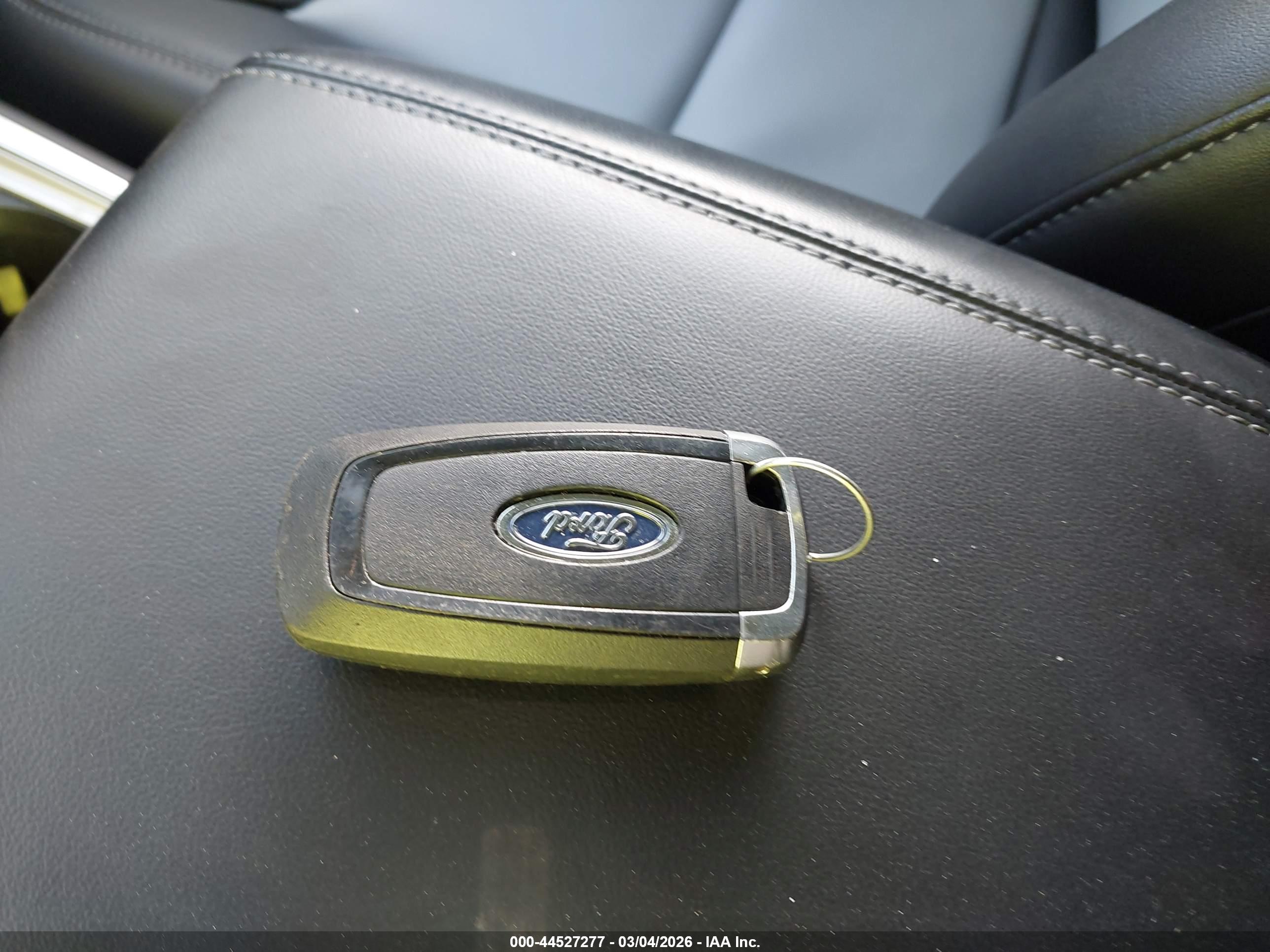FORD EXPLORER image 11