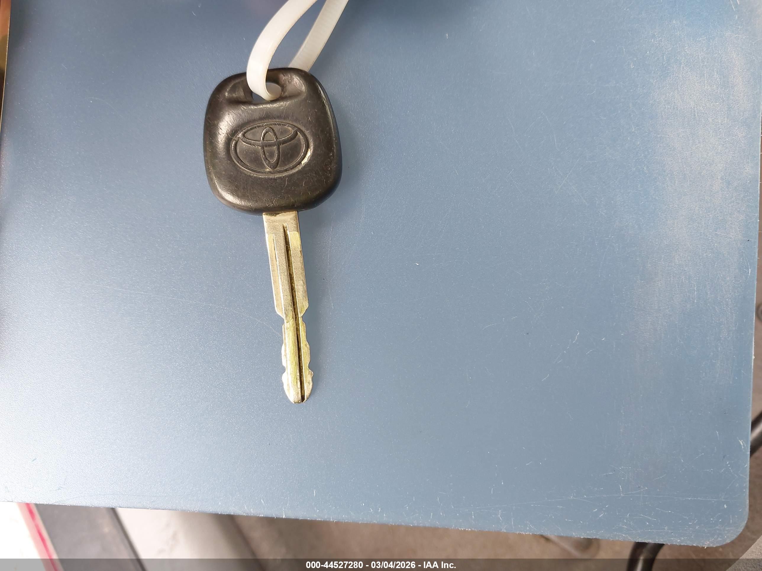 TOYOTA COROLLA image 11