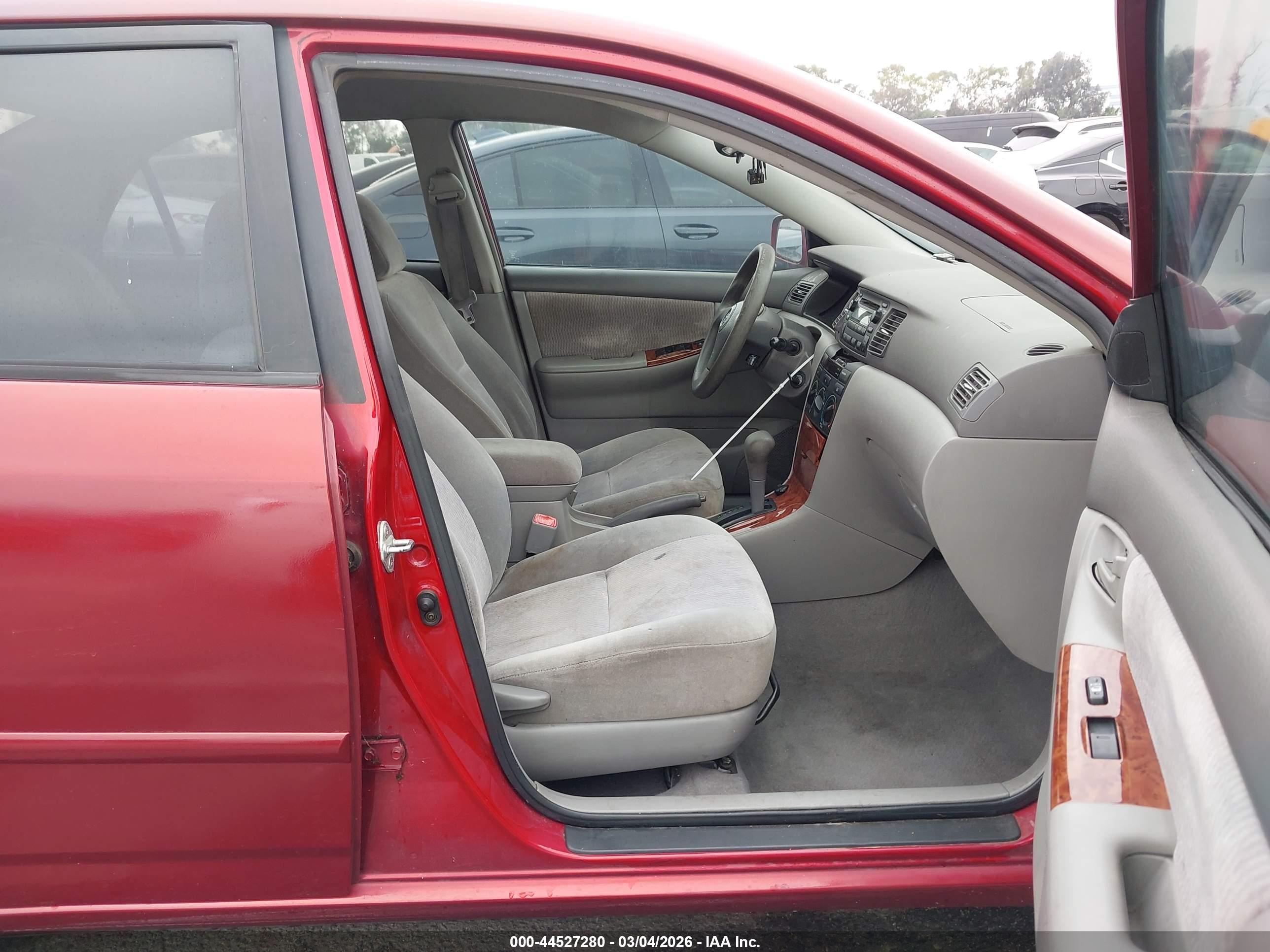 TOYOTA COROLLA image 5