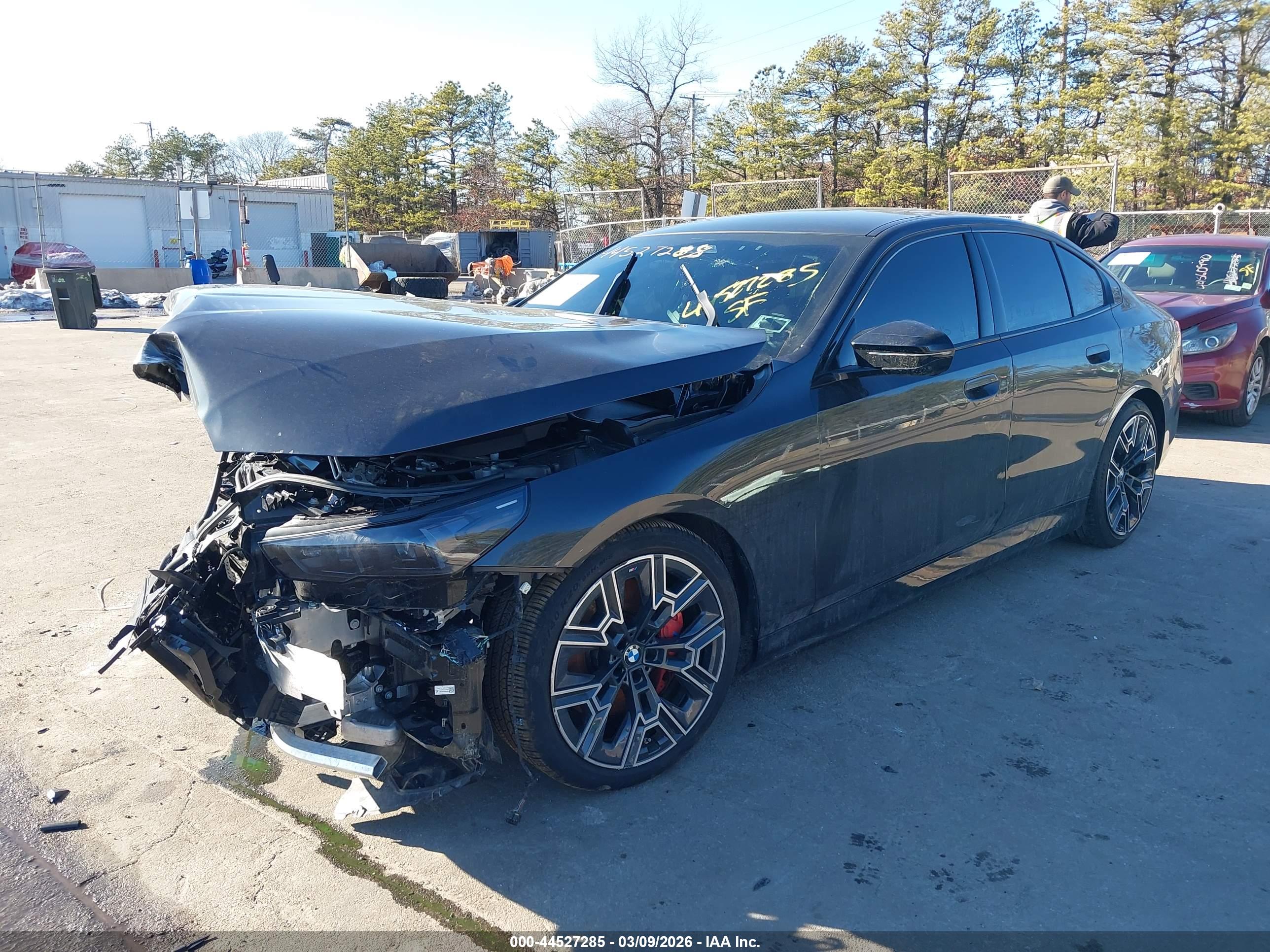 BMW I5 image 2