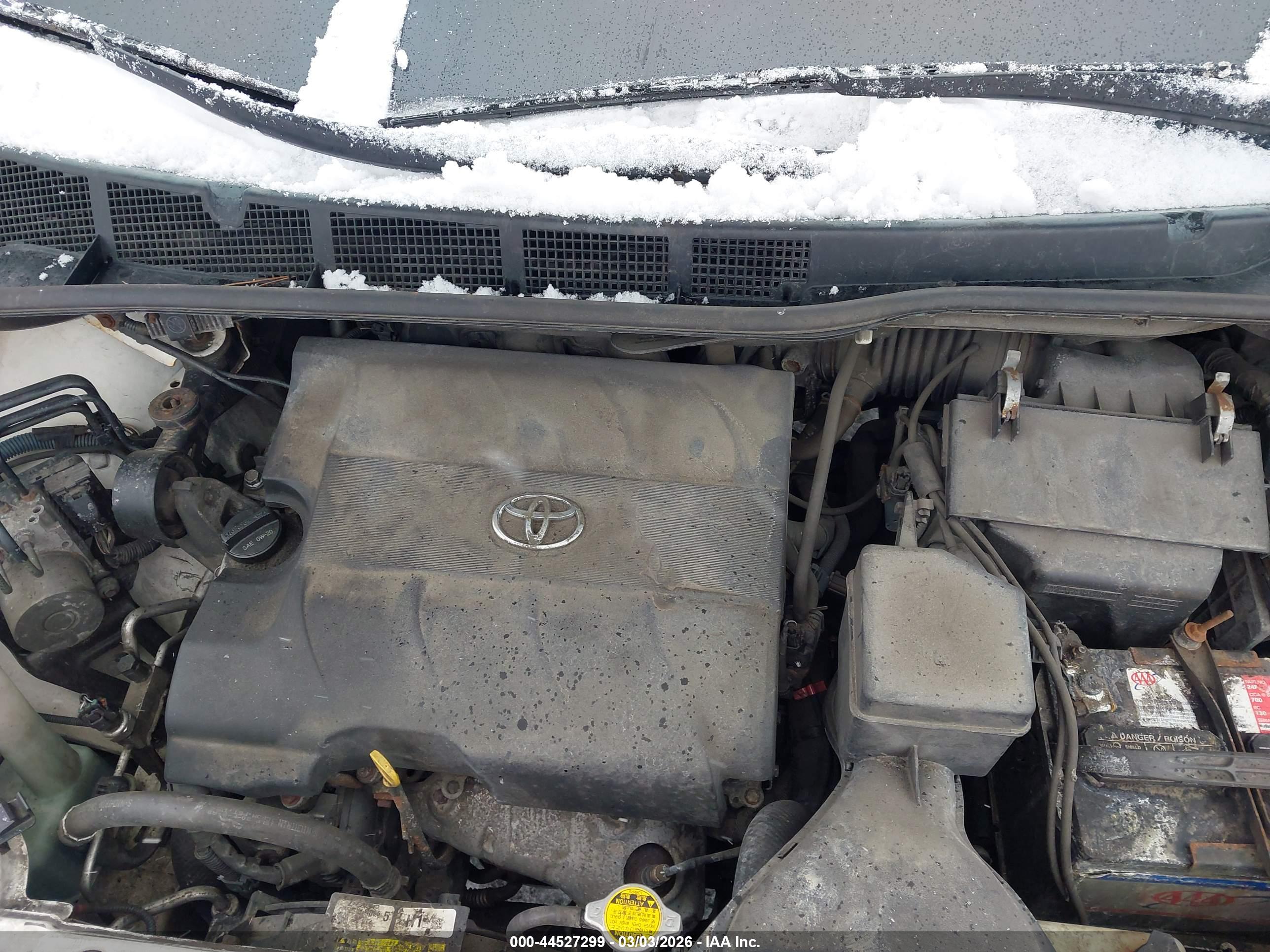 TOYOTA SIENNA image 10
