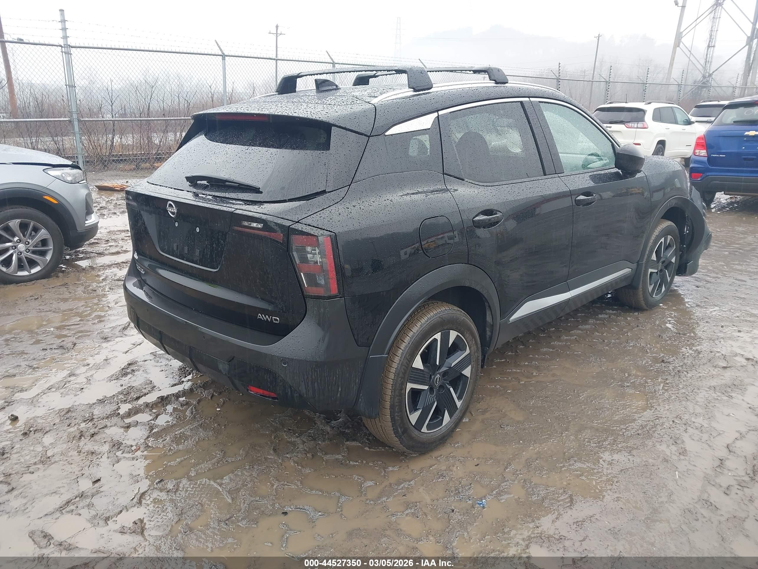 NISSAN KICKS image 4