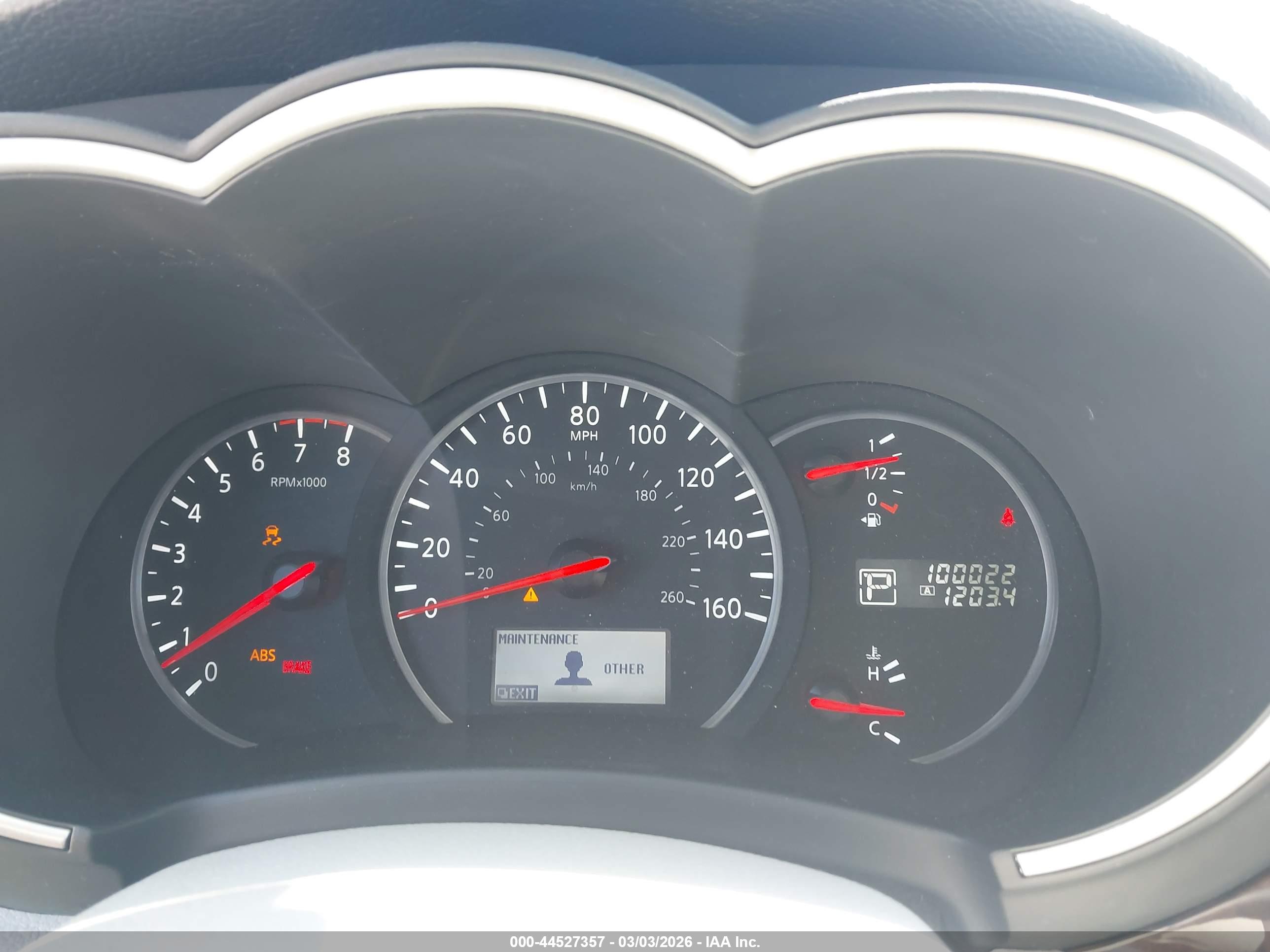 NISSAN QUEST image 7