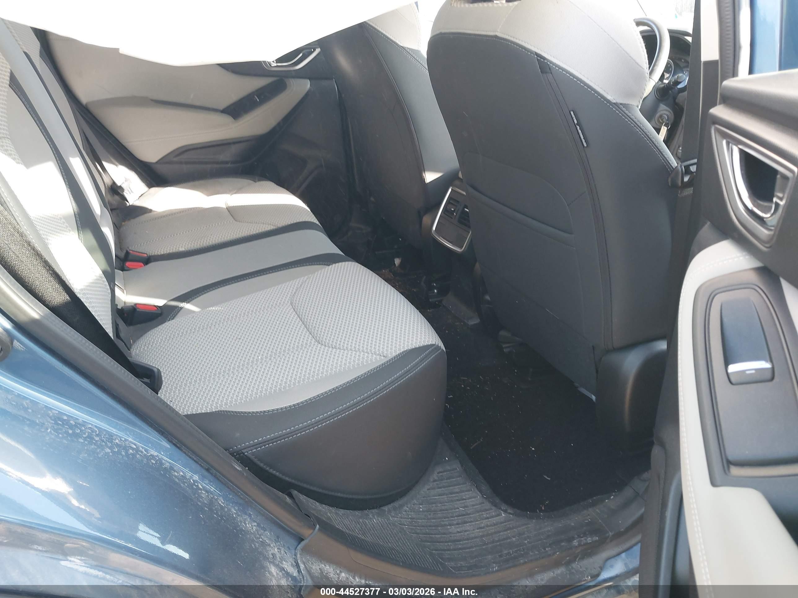 SUBARU FORESTER image 8