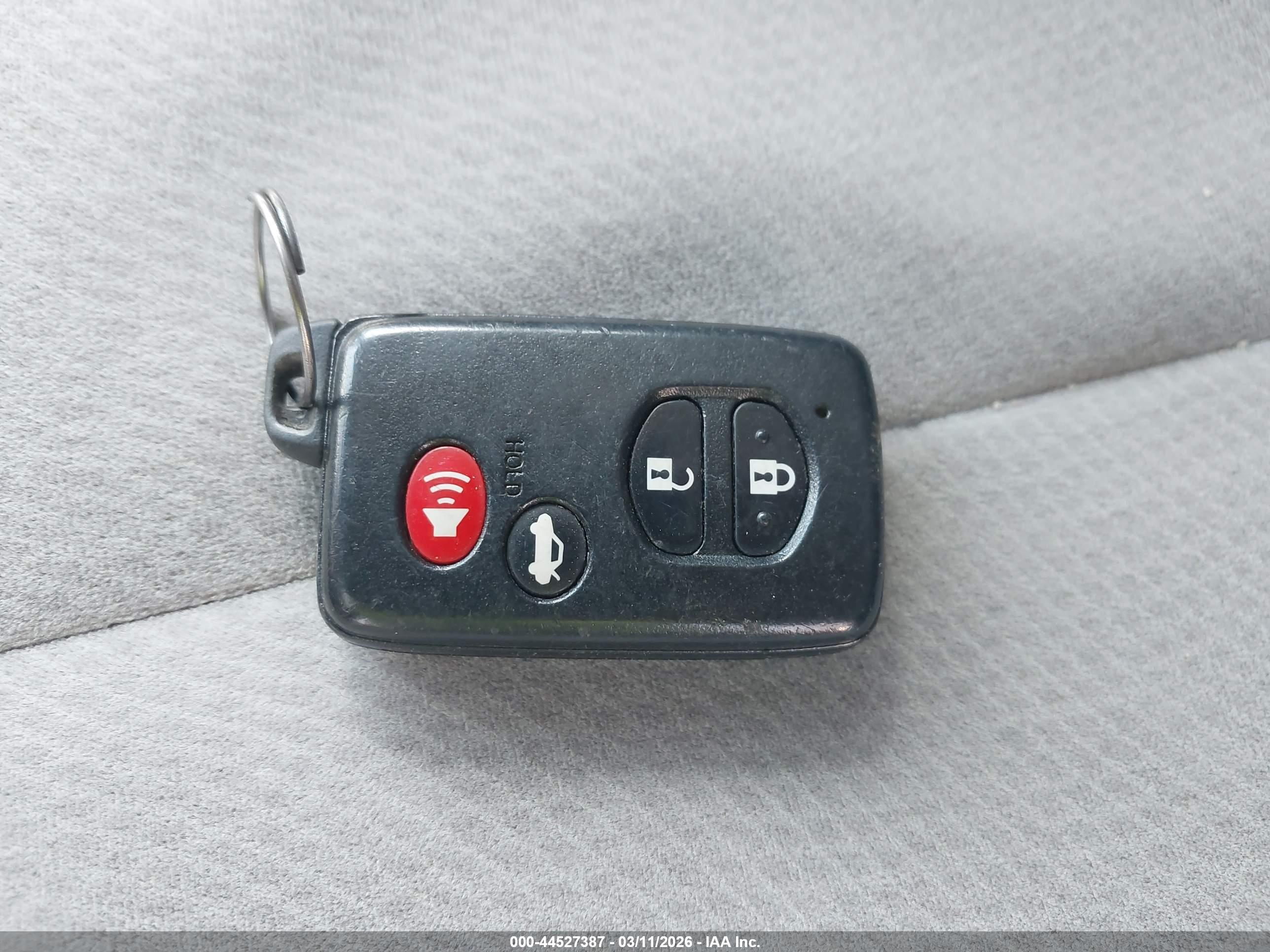 TOYOTA CAMRY image 11