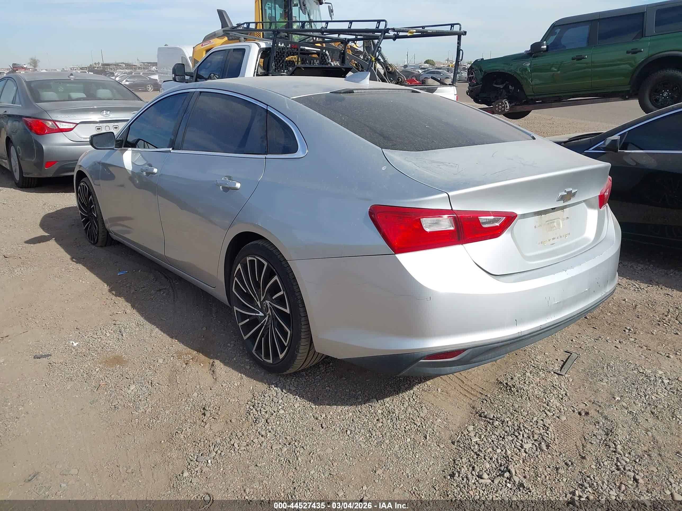 CHEVROLET MALIBU image 3