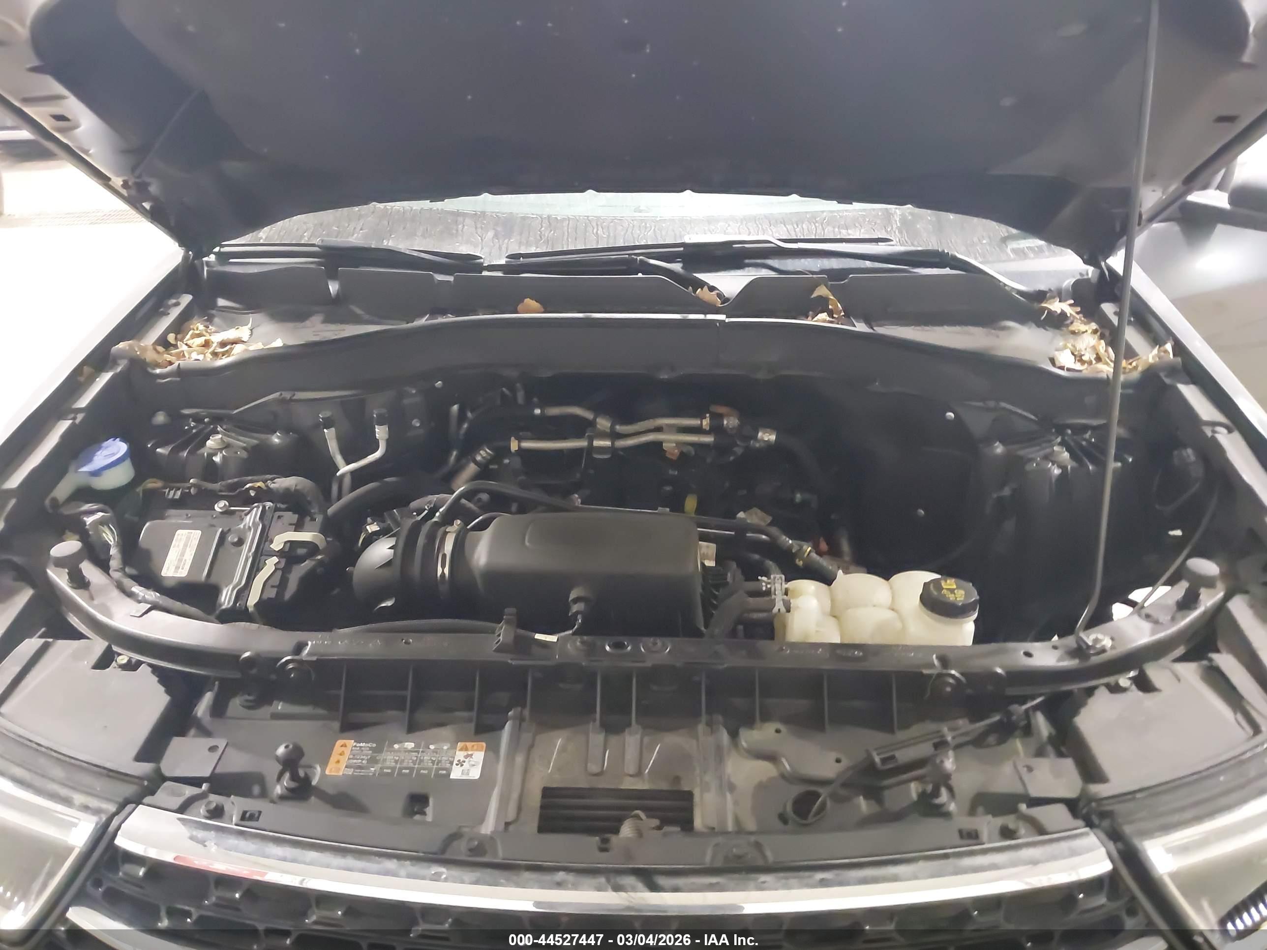 FORD EXPLORER image 10