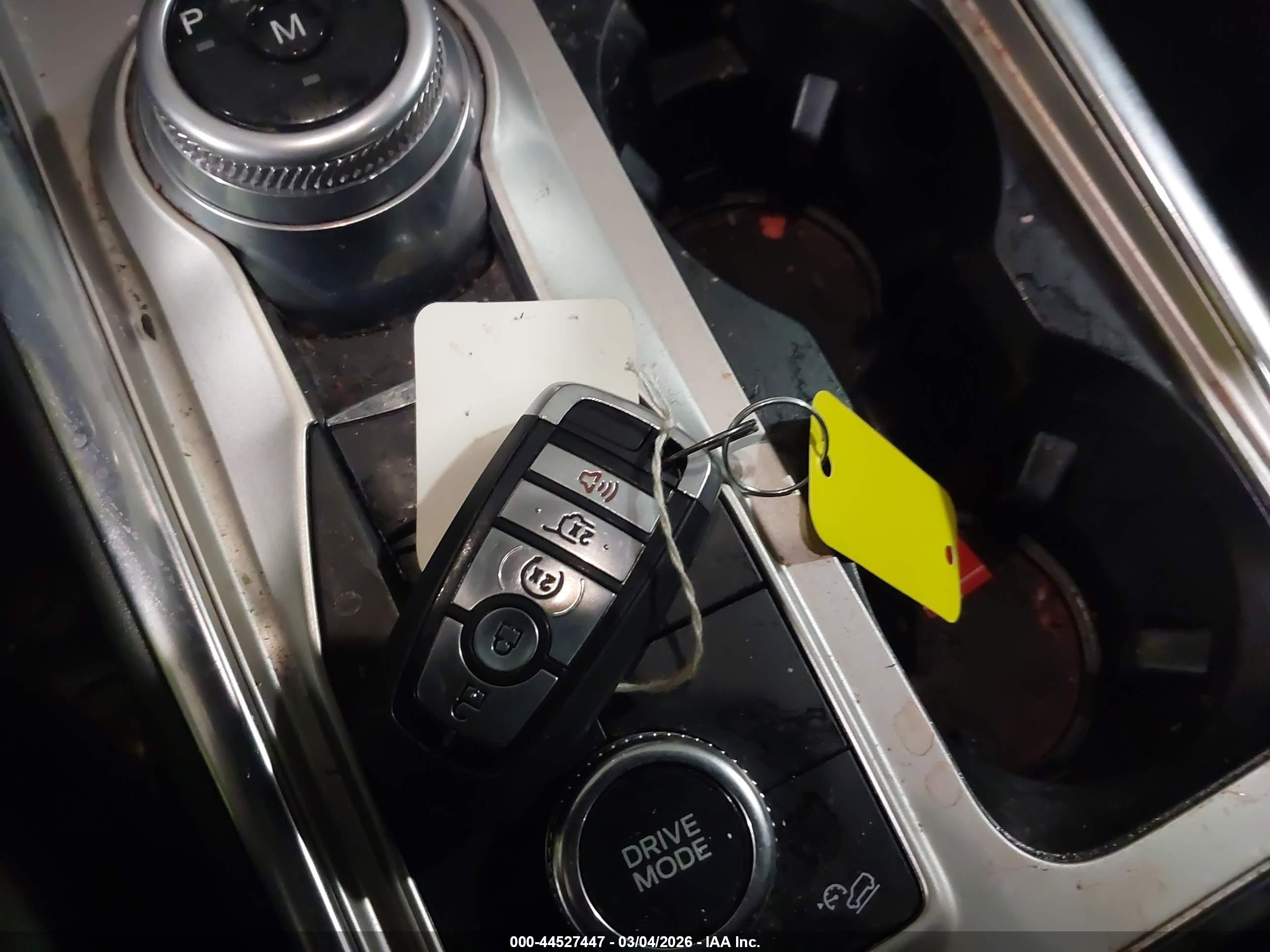 FORD EXPLORER image 11