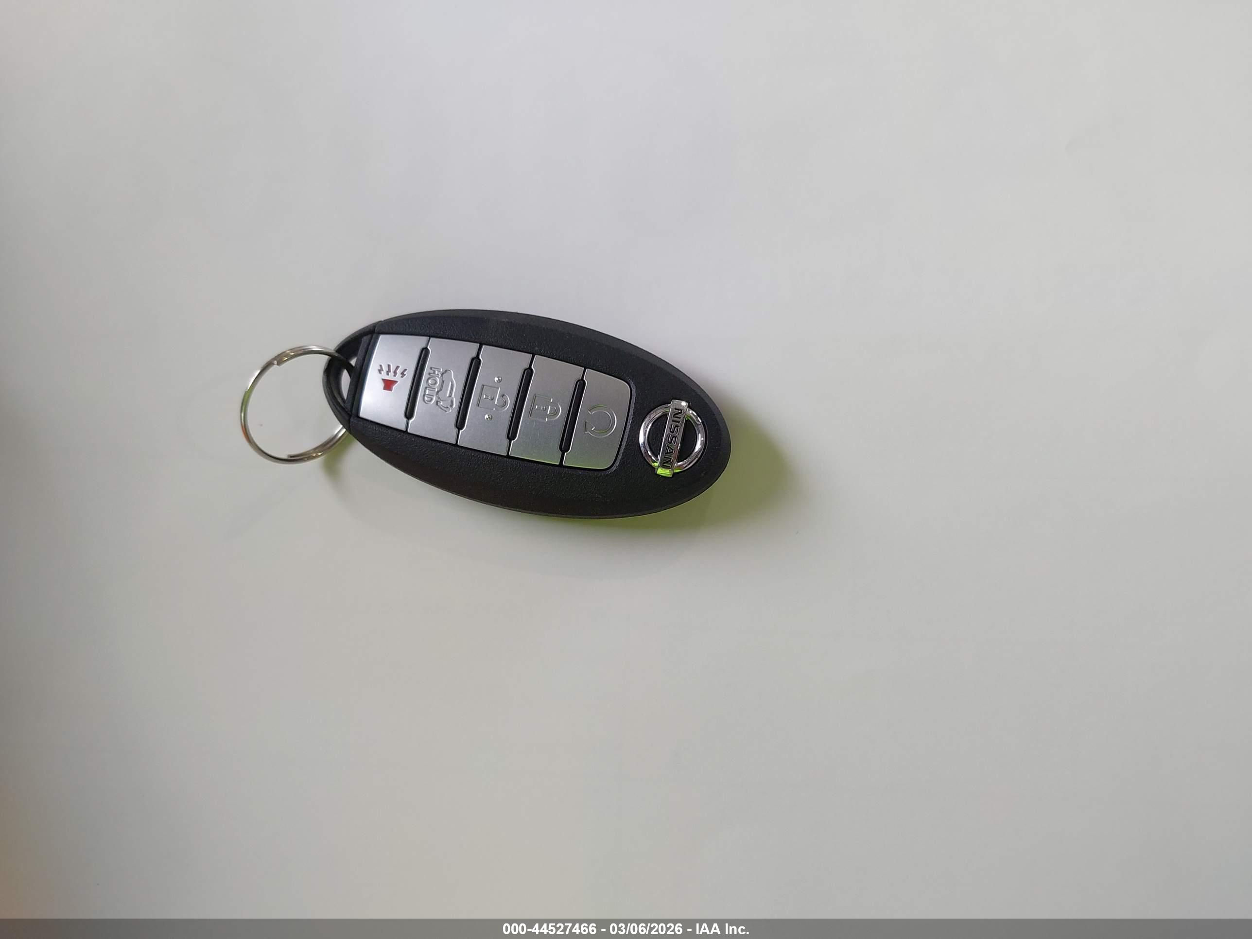 NISSAN MURANO image 11