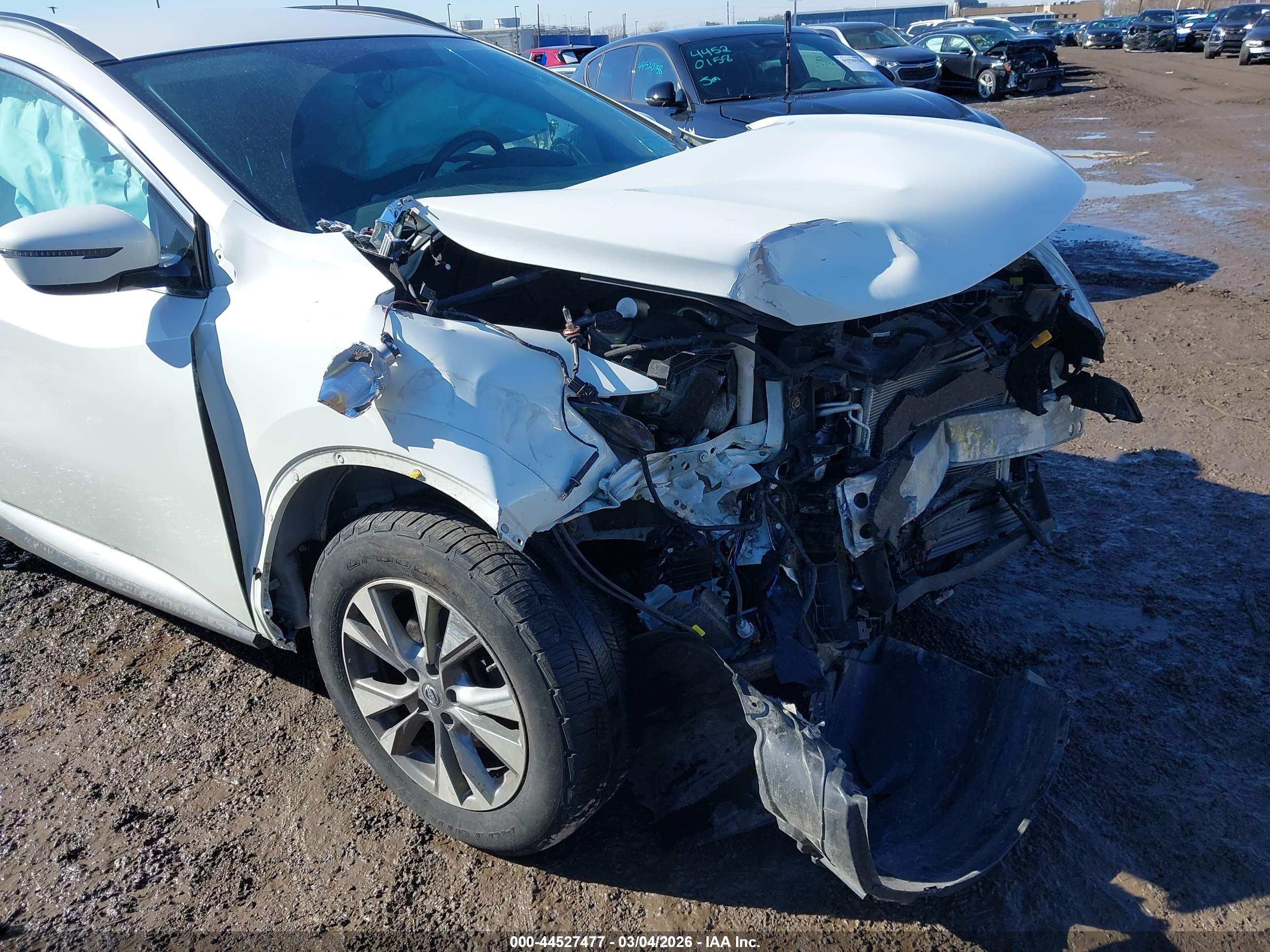 NISSAN MURANO image 6