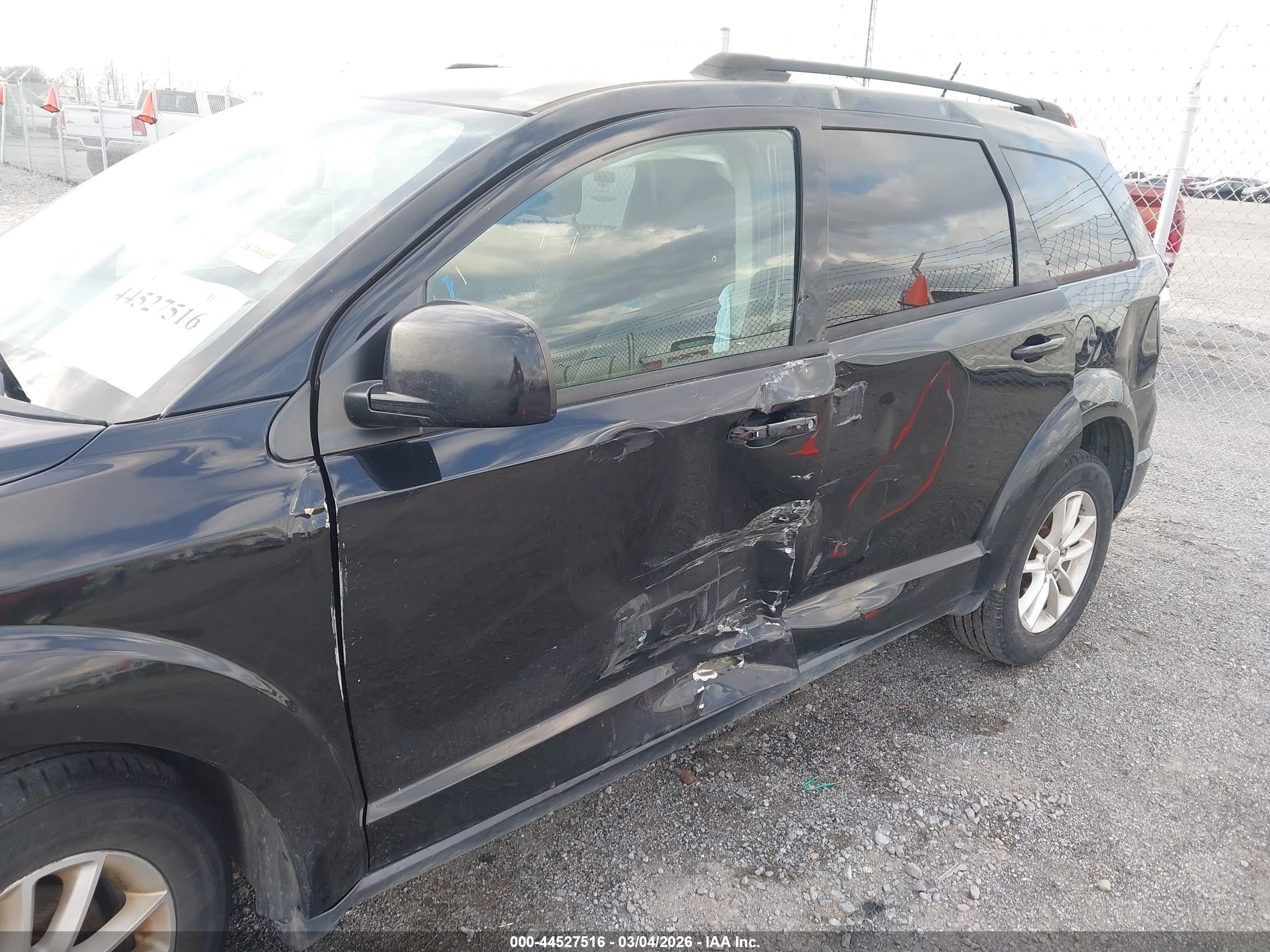 DODGE JOURNEY image 6