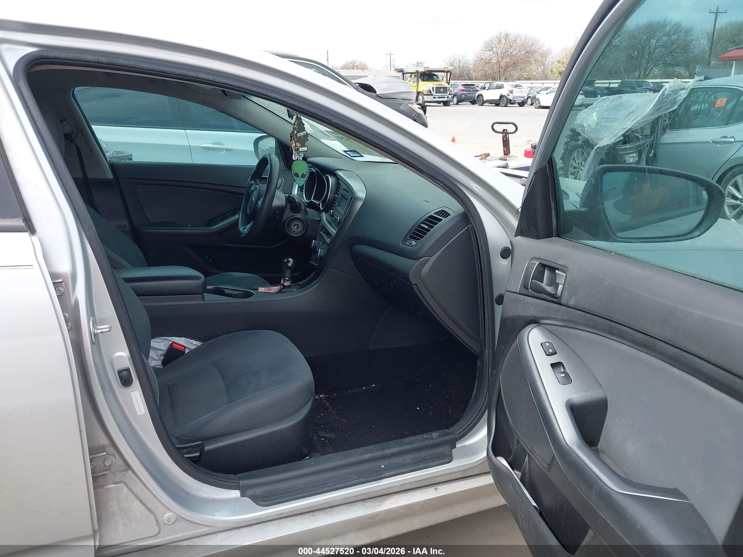 KIA OPTIMA image 5