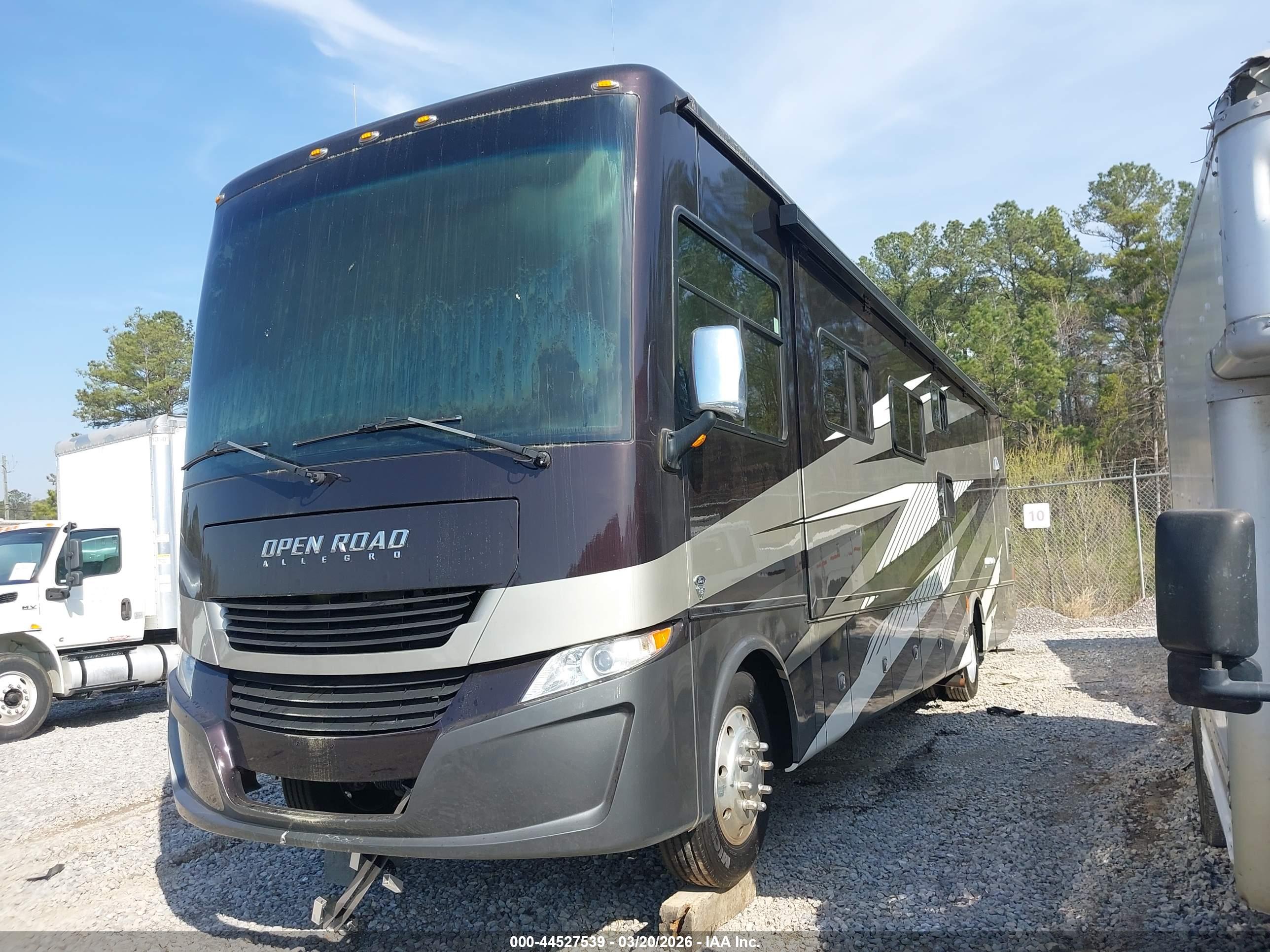 FORD F53 image 2