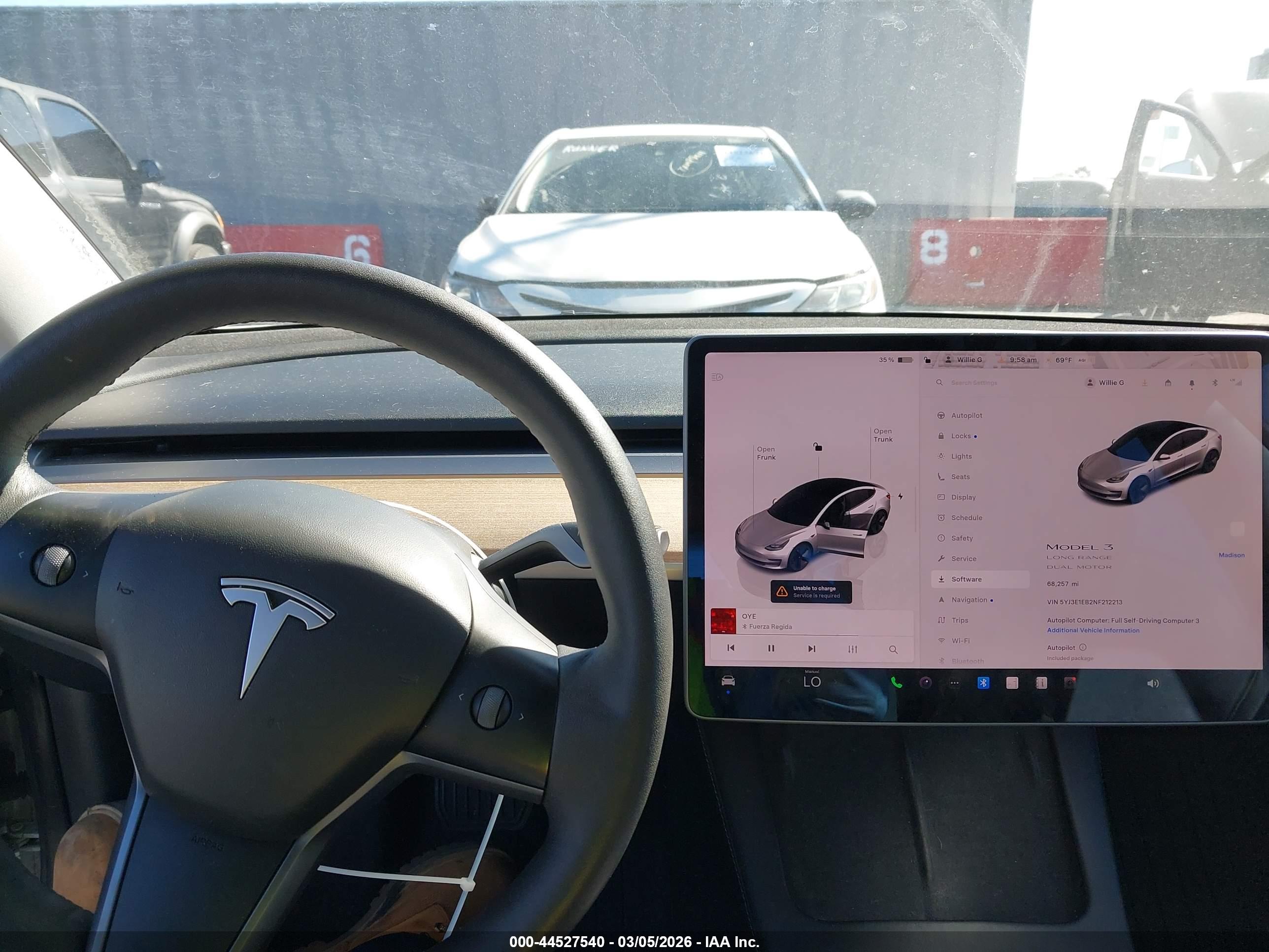 TESLA MODEL image 7