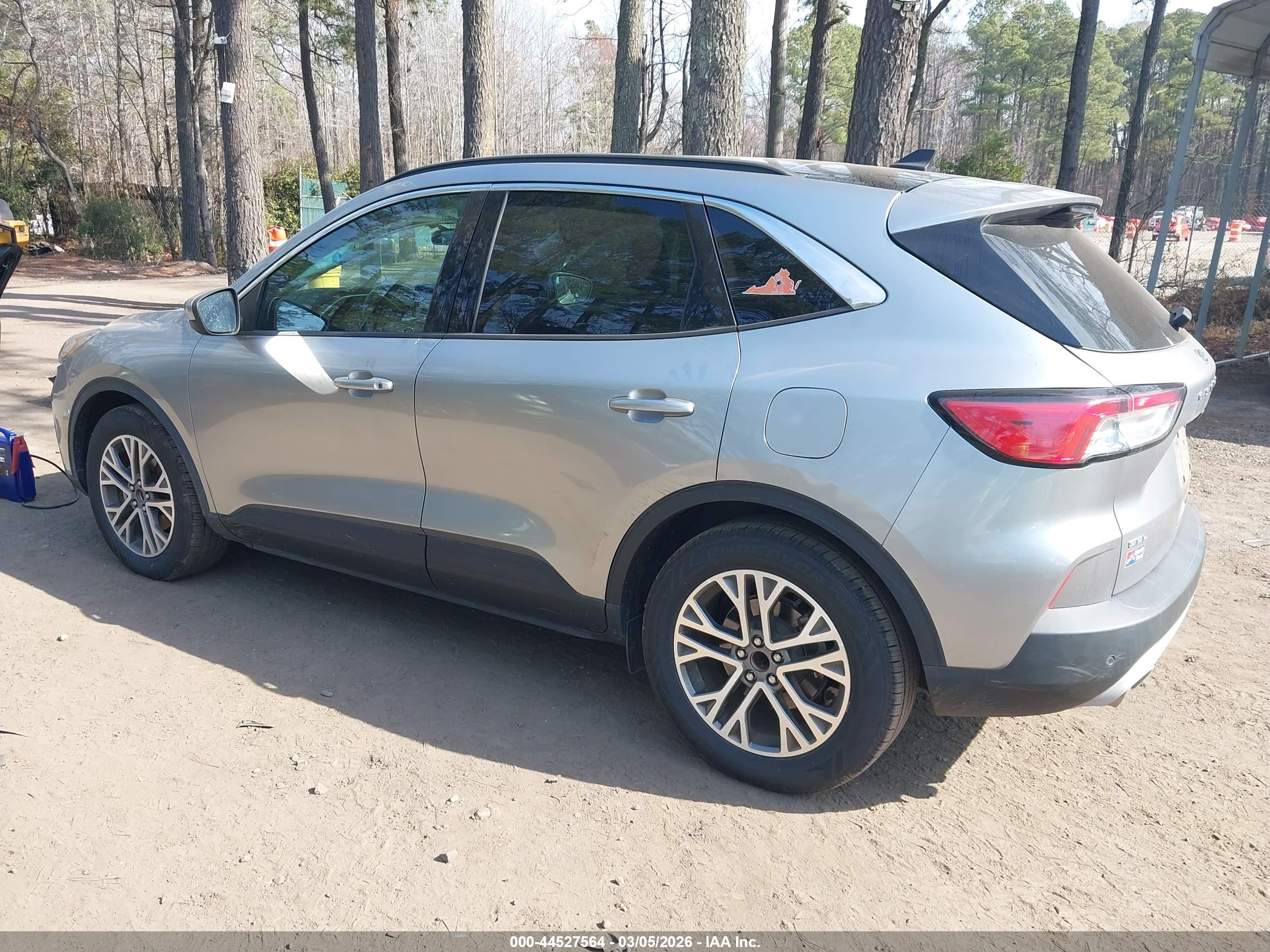 FORD ESCAPE image 3