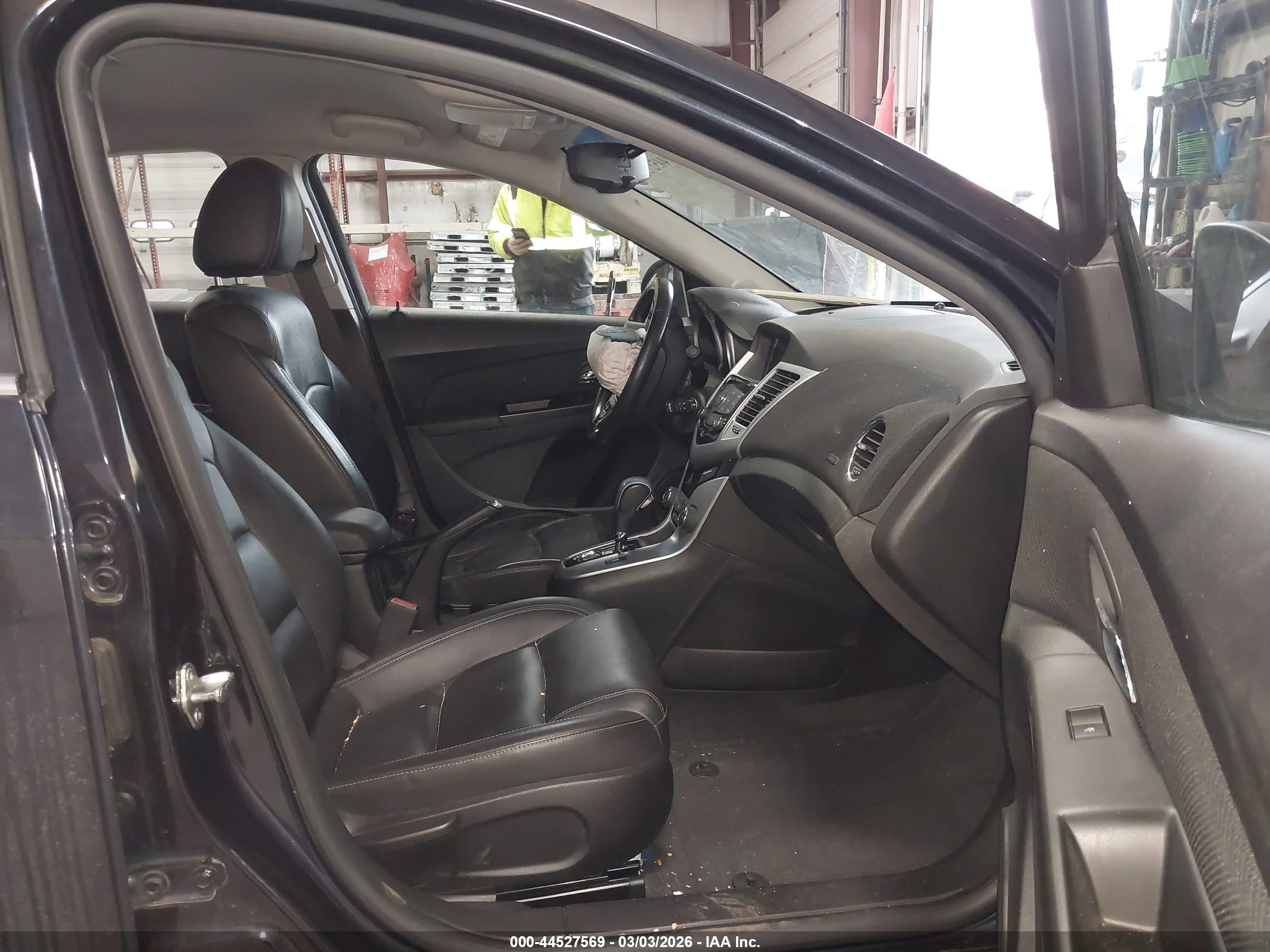 CHEVROLET CRUZE image 5