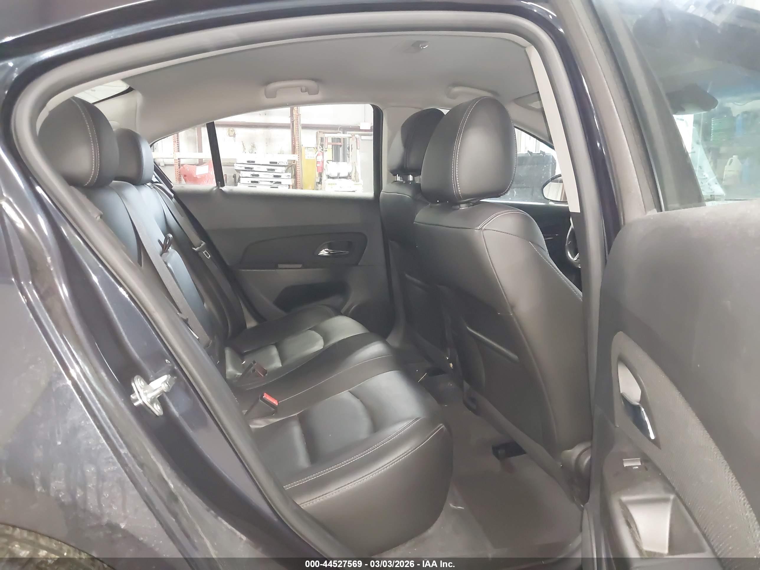 CHEVROLET CRUZE image 8