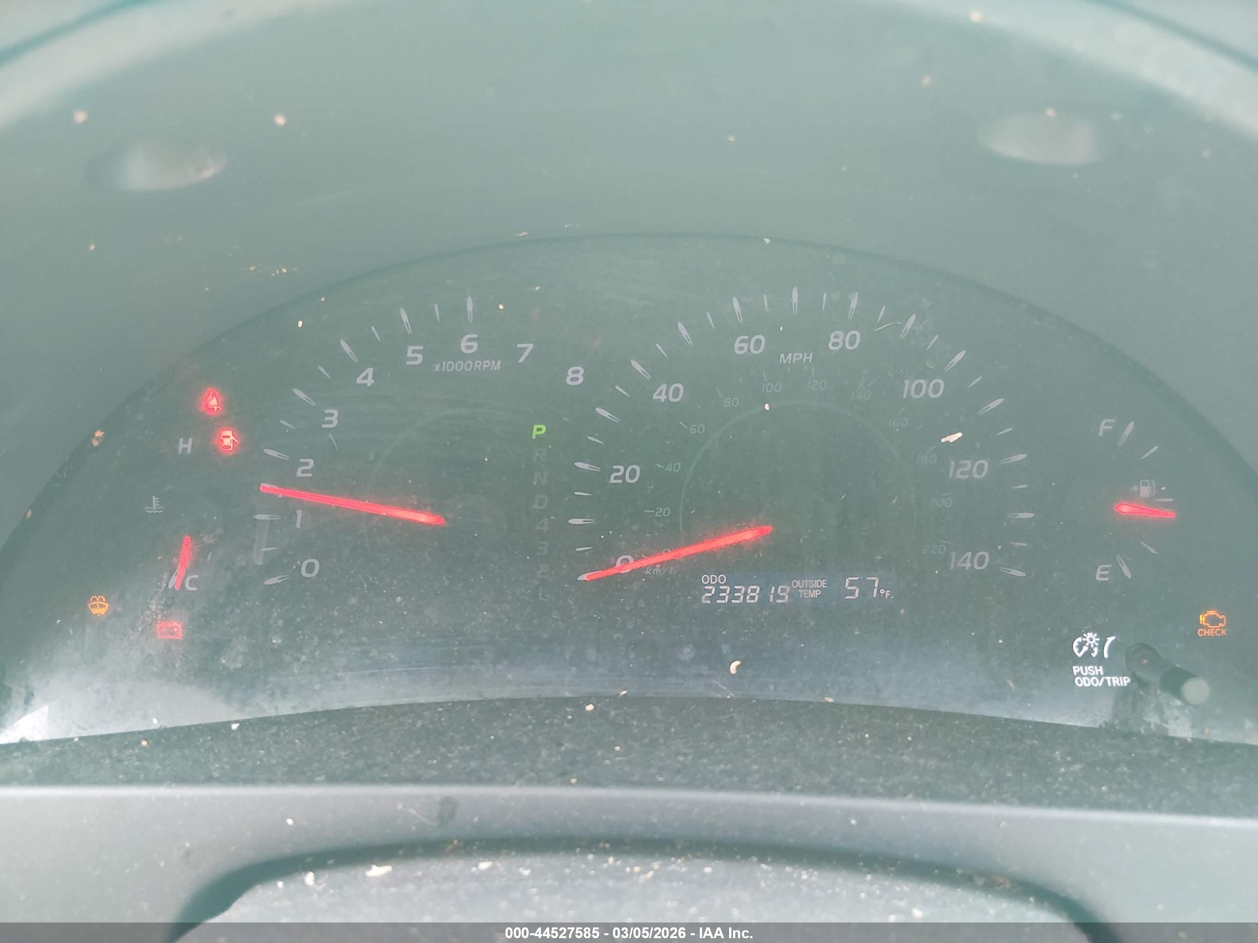 TOYOTA CAMRY image 7