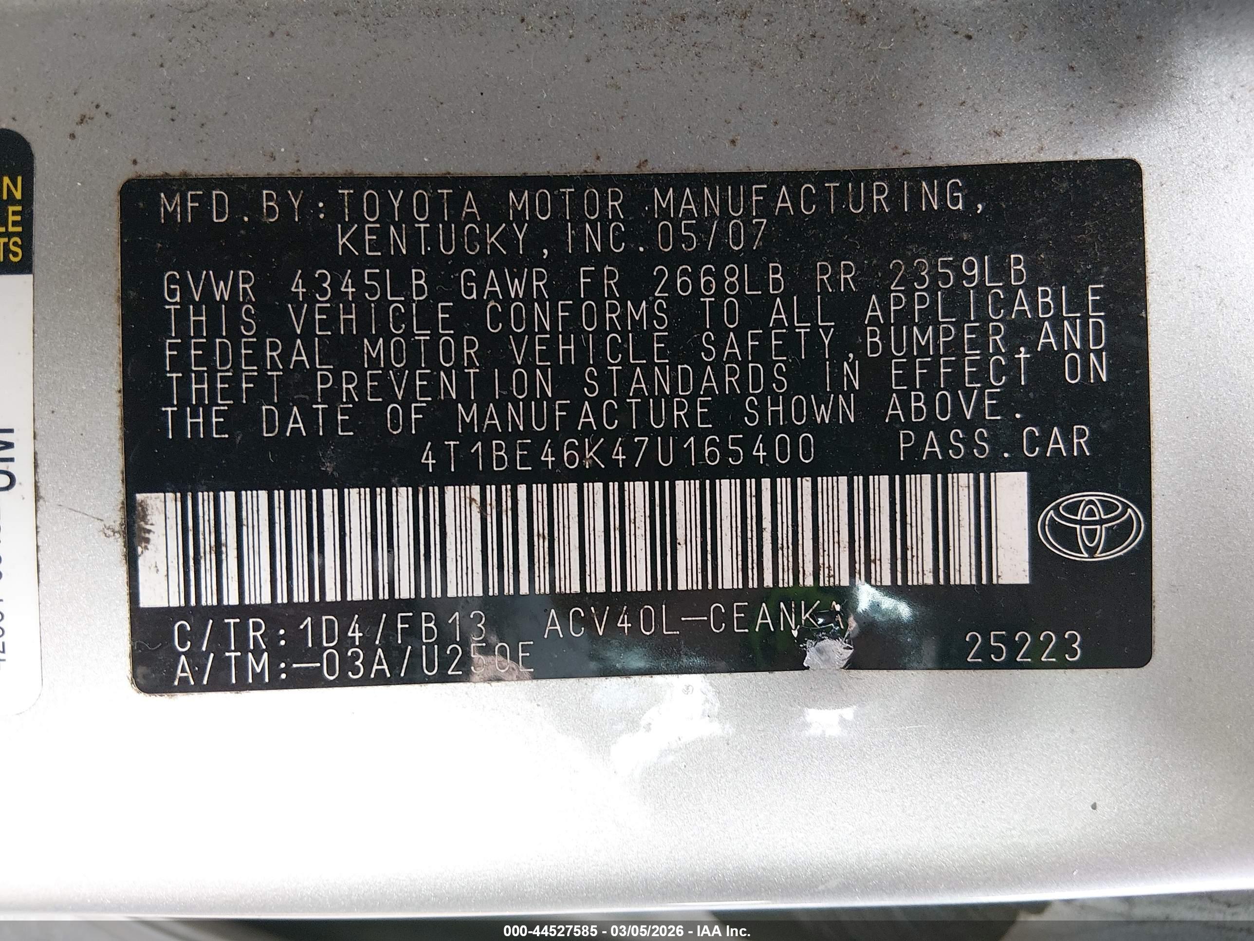 TOYOTA CAMRY image 9