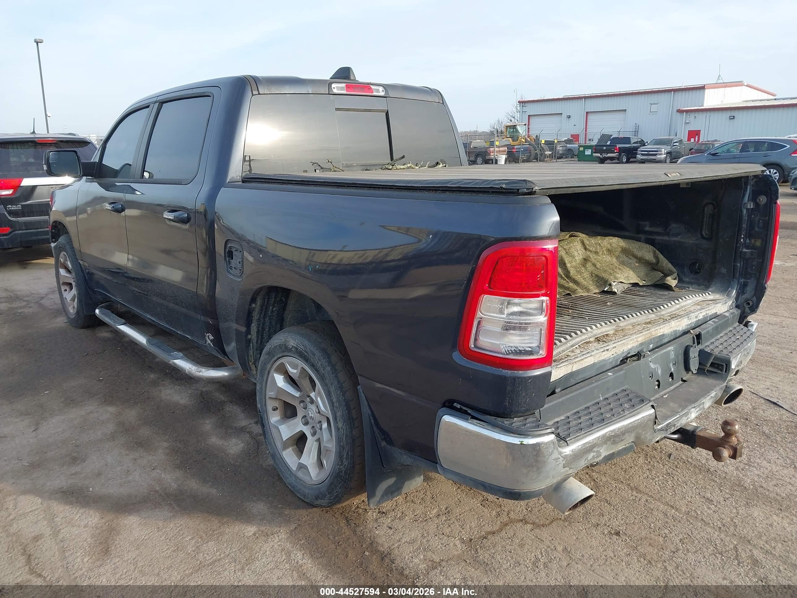 RAM 1500 image 3