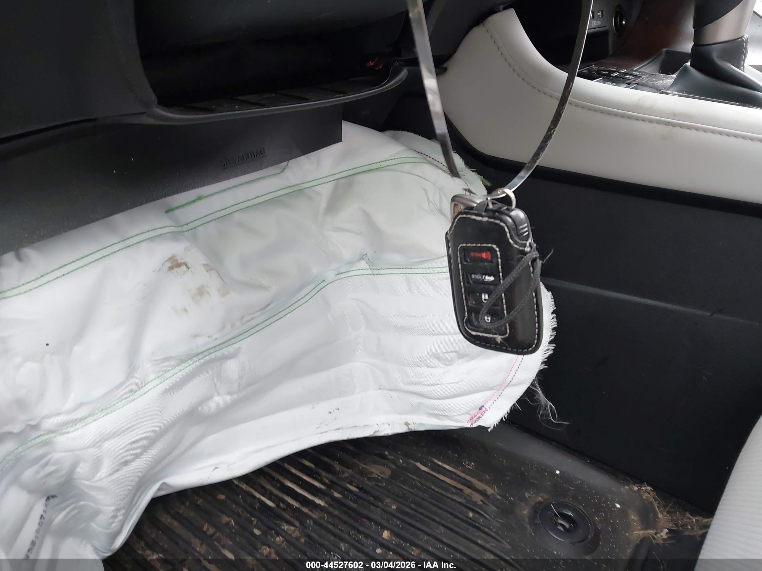 LEXUS RX image 11