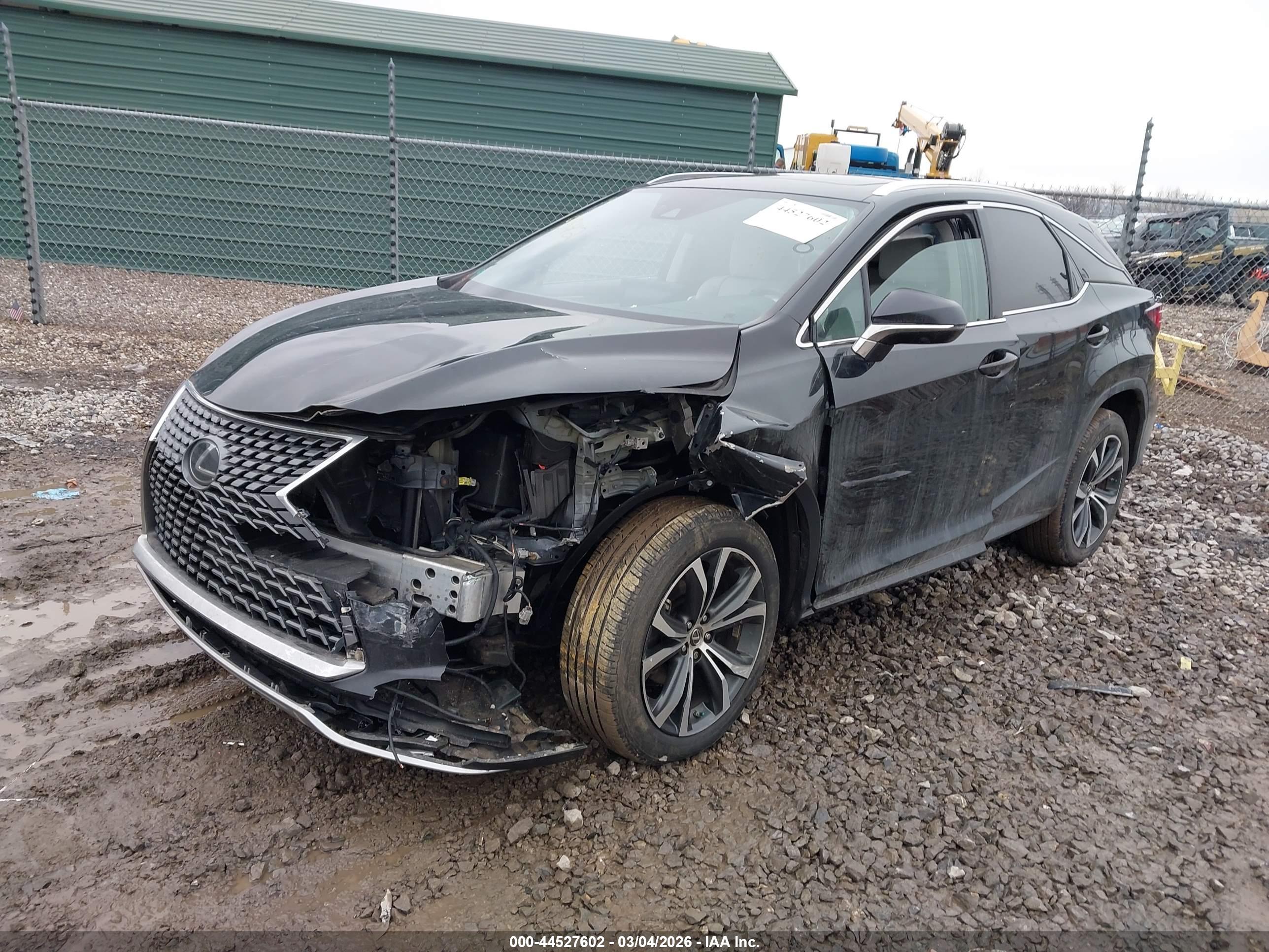 LEXUS RX image 2