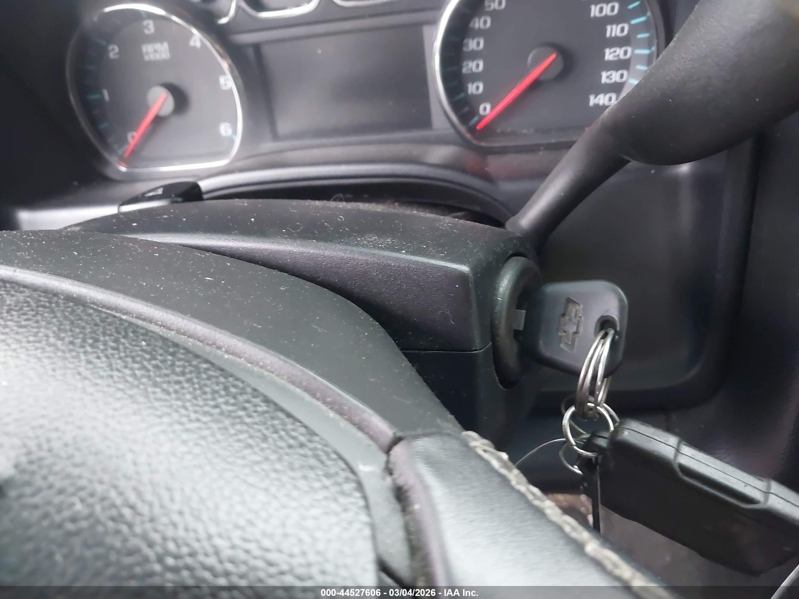 CHEVROLET SILVERADO image 11