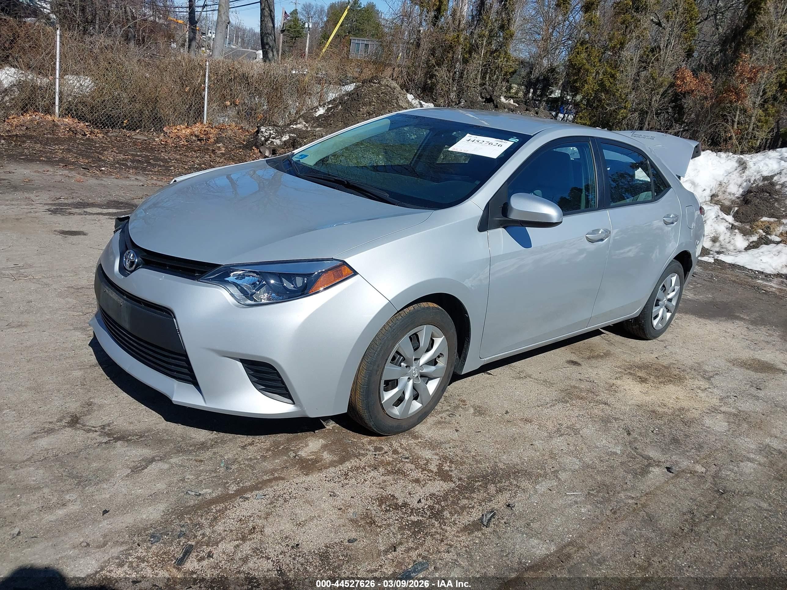 TOYOTA COROLLA image 2