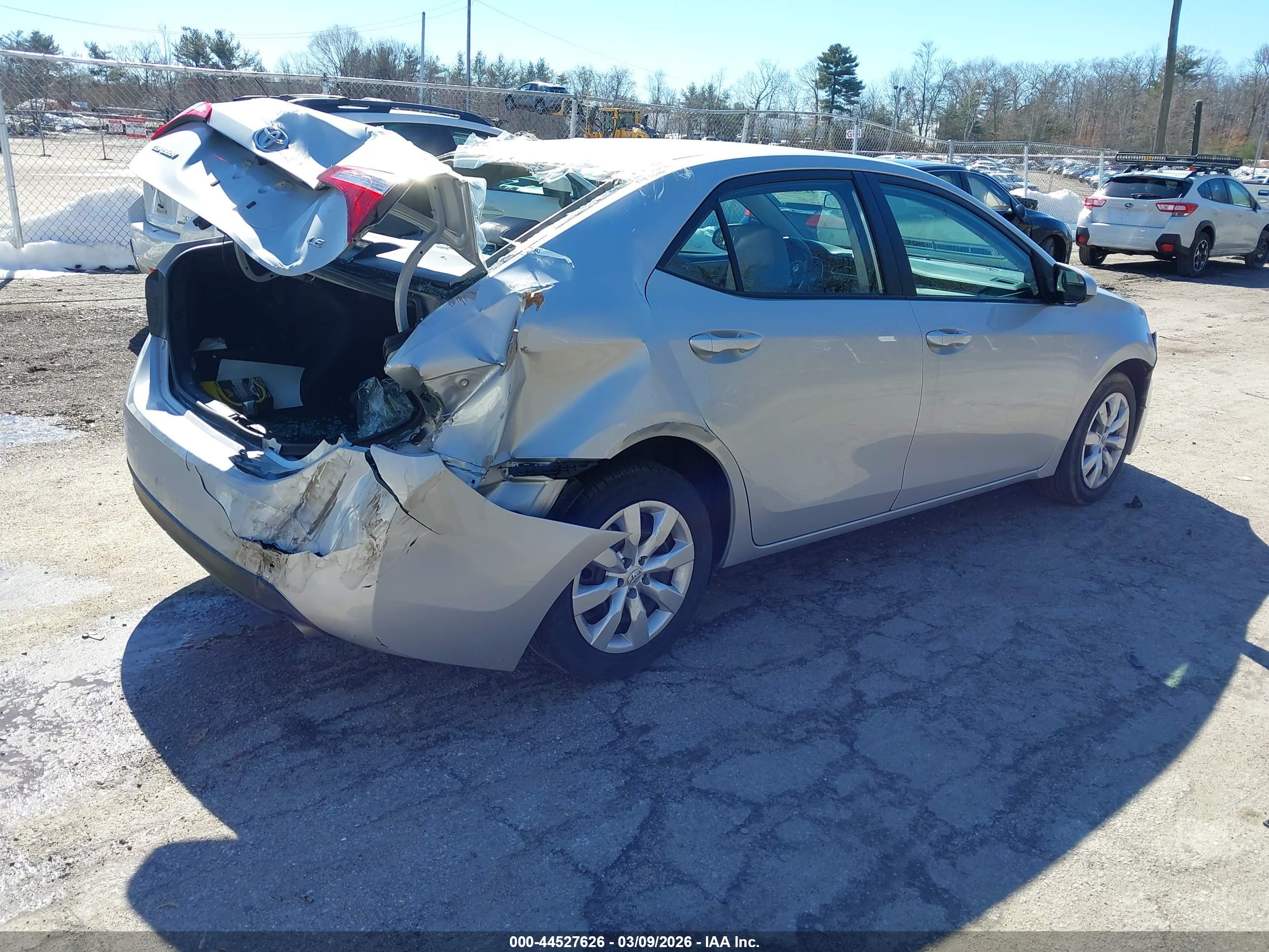 TOYOTA COROLLA image 4