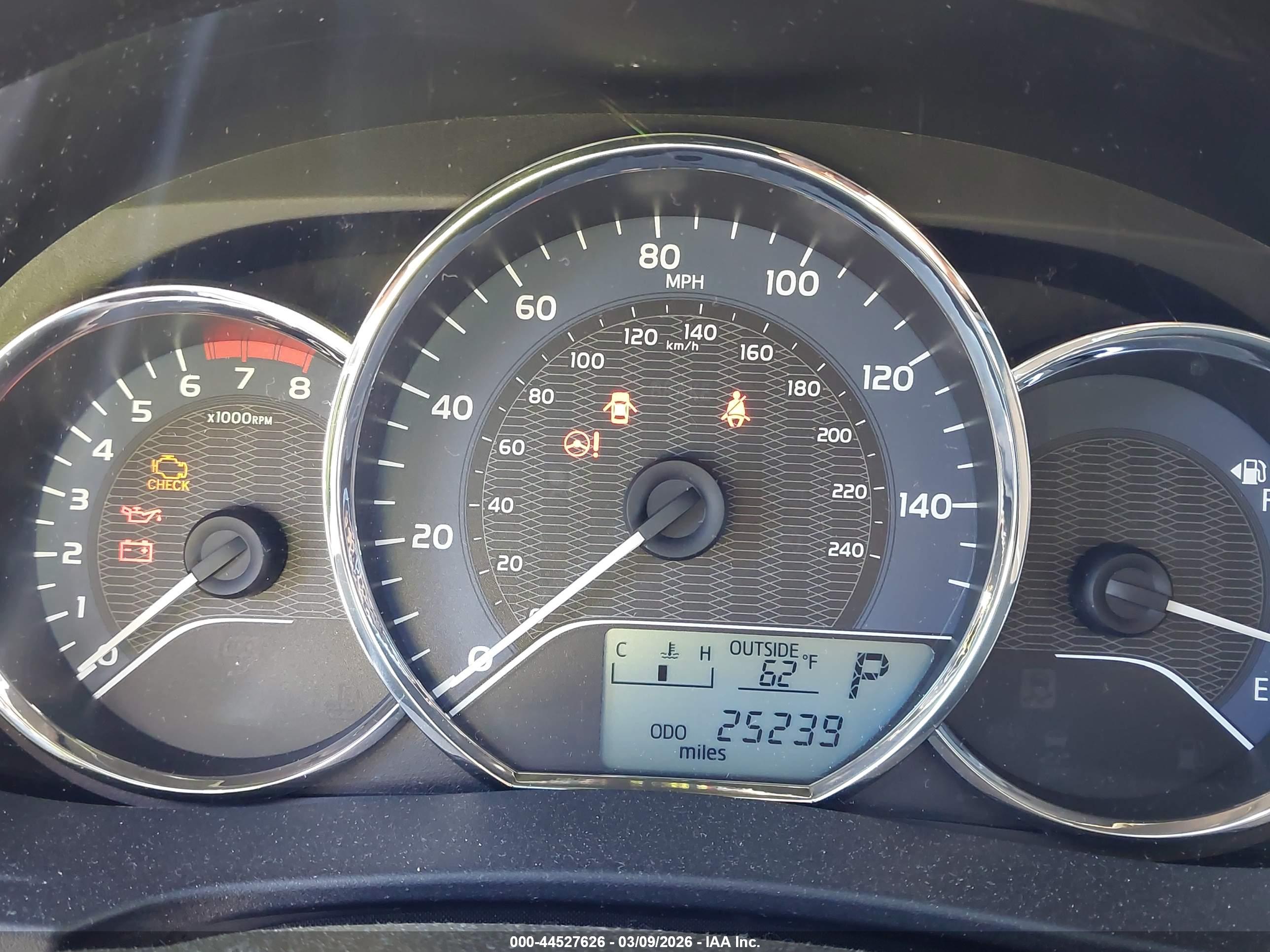 TOYOTA COROLLA image 7
