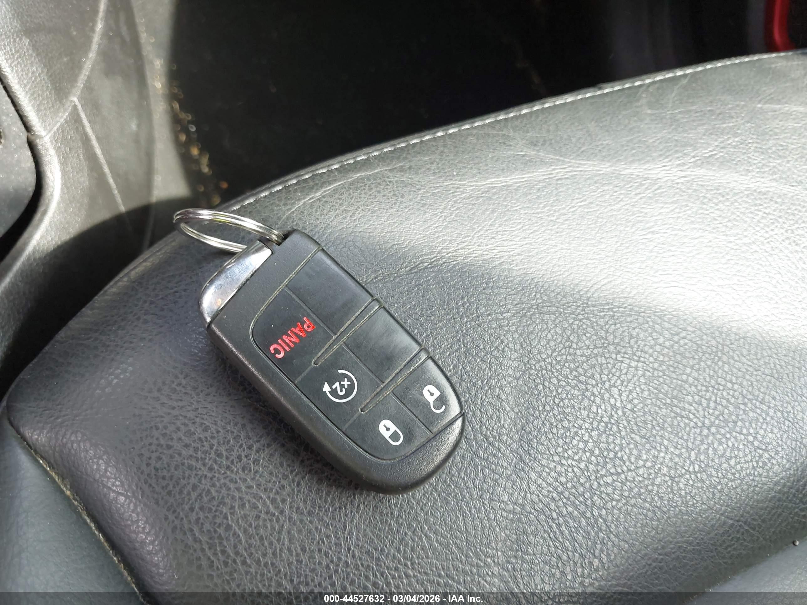 JEEP RENEGADE image 11