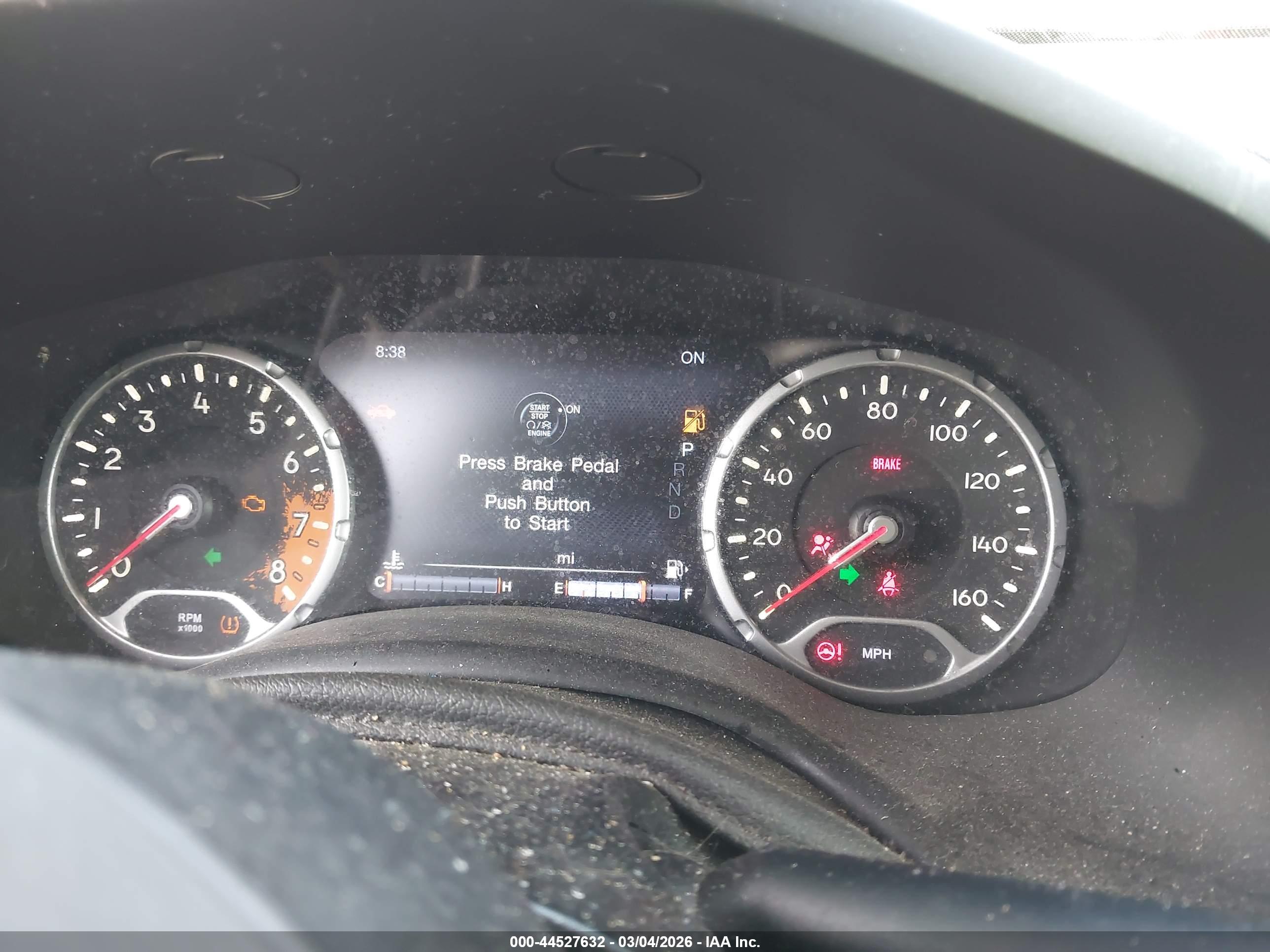 JEEP RENEGADE image 7