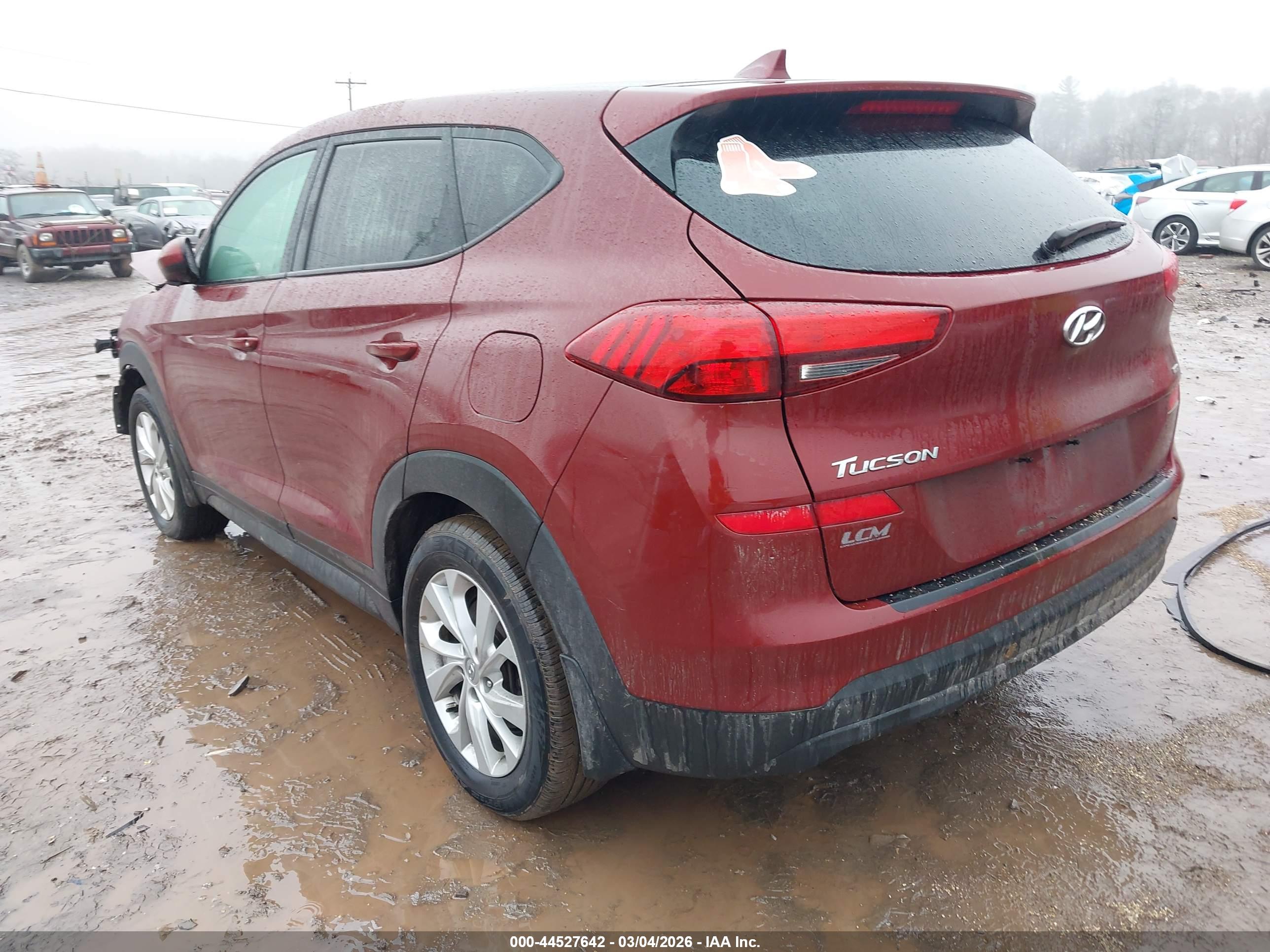 HYUNDAI TUCSON image 3