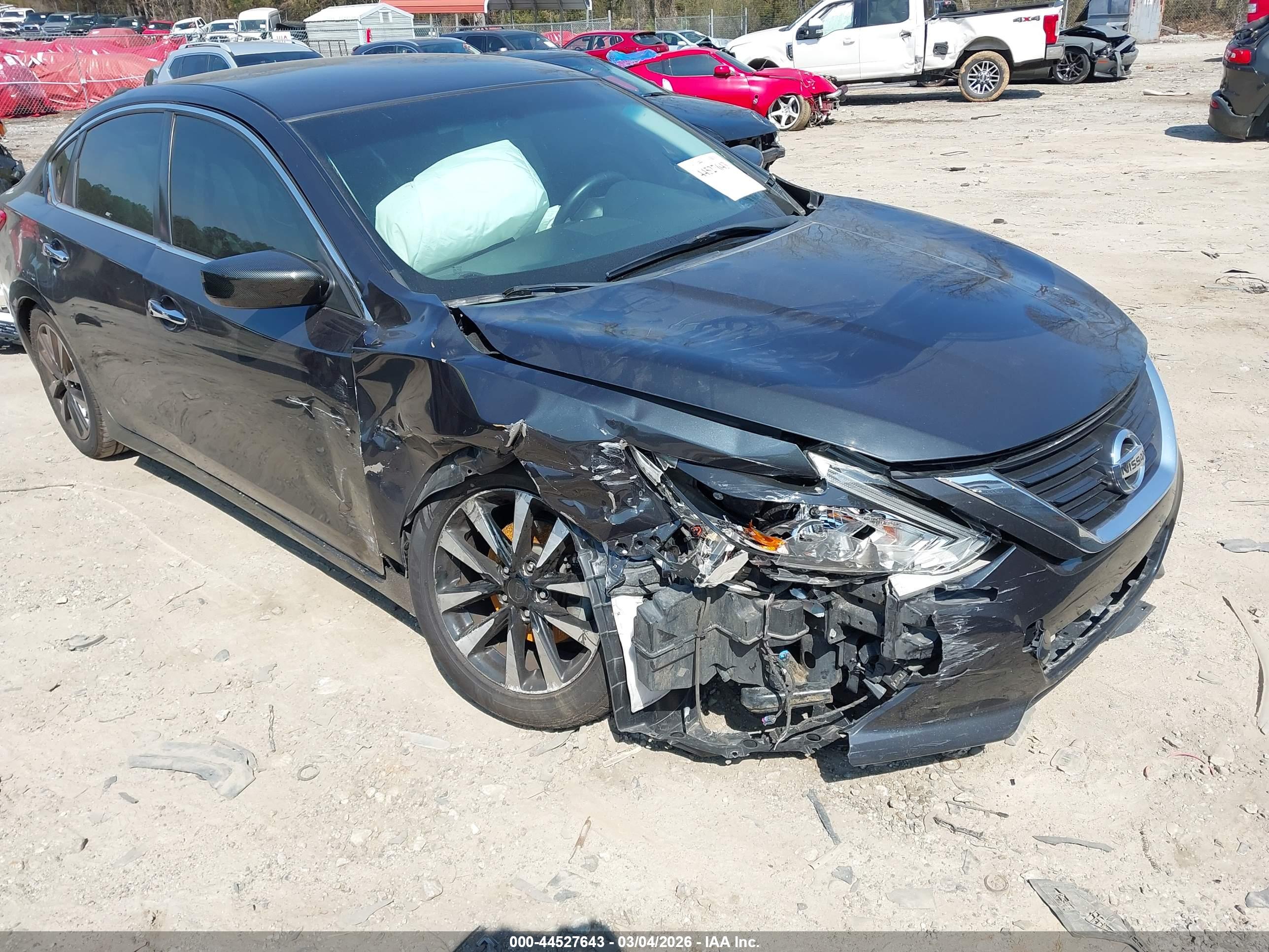 NISSAN ALTIMA image 6