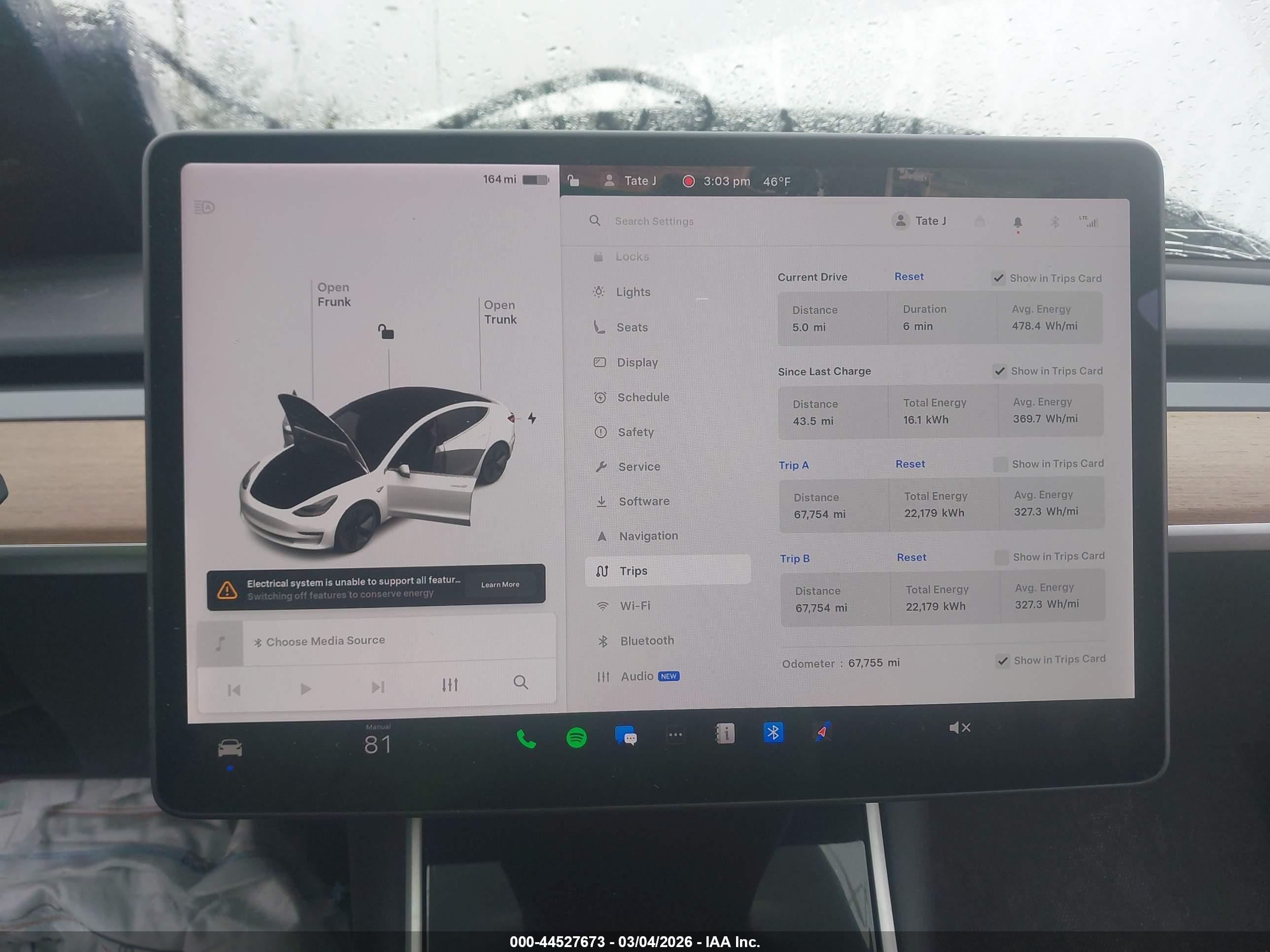TESLA MODEL image 7