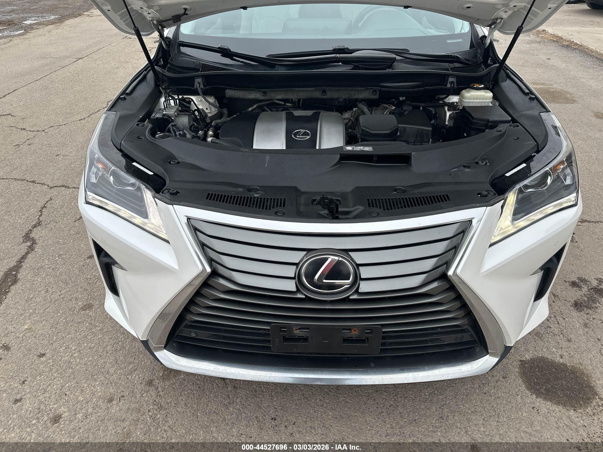 LEXUS RX image 10