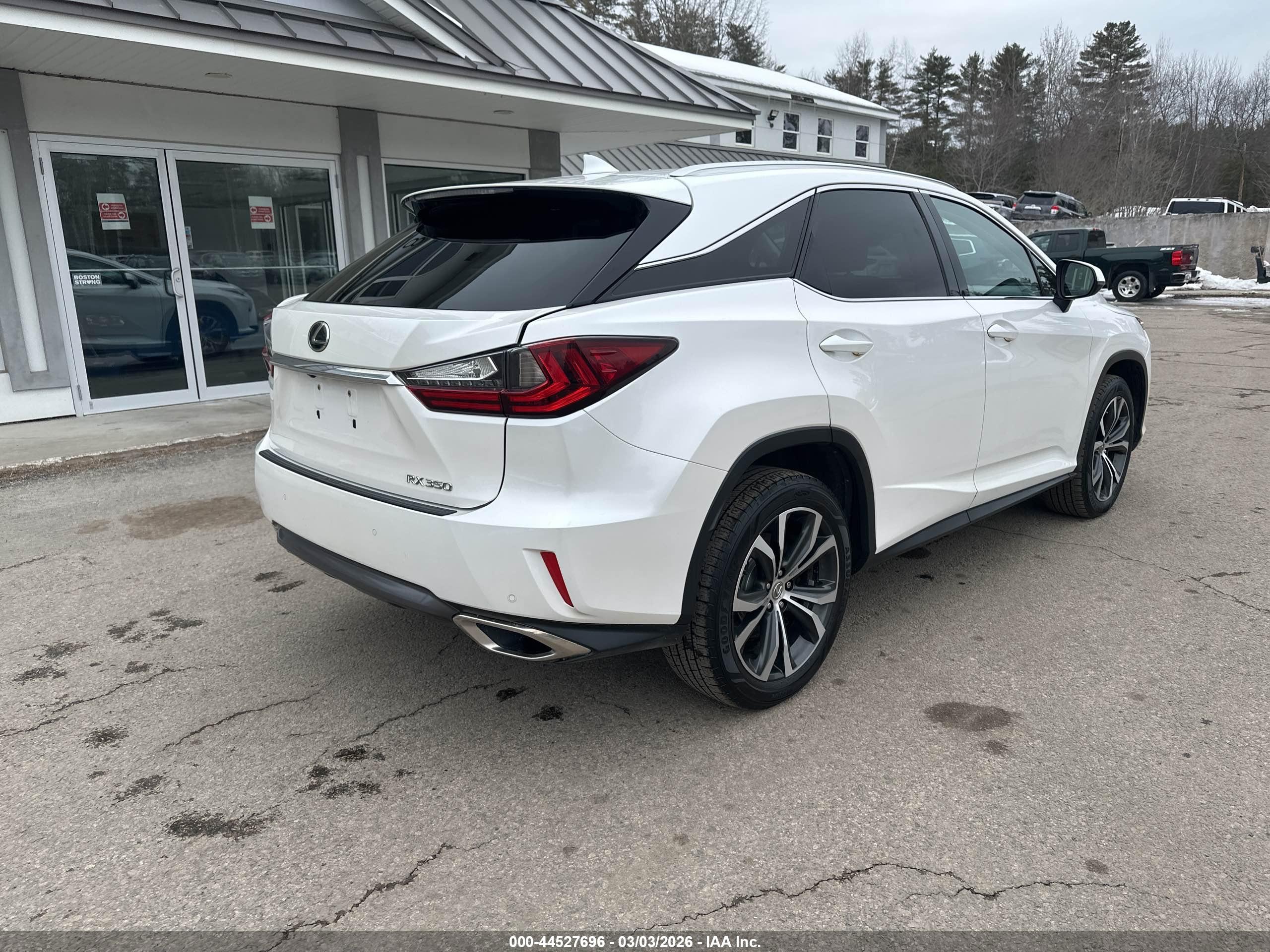 LEXUS RX image 4