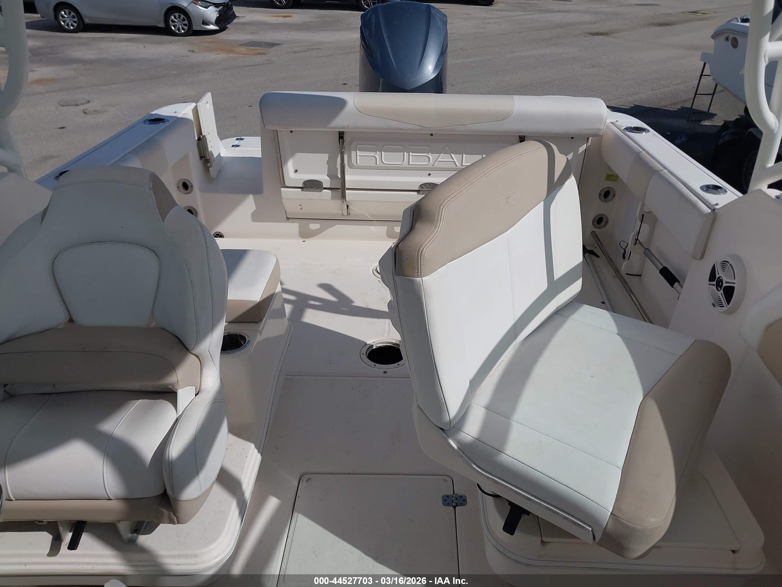 ROBALO ROBALO image 8