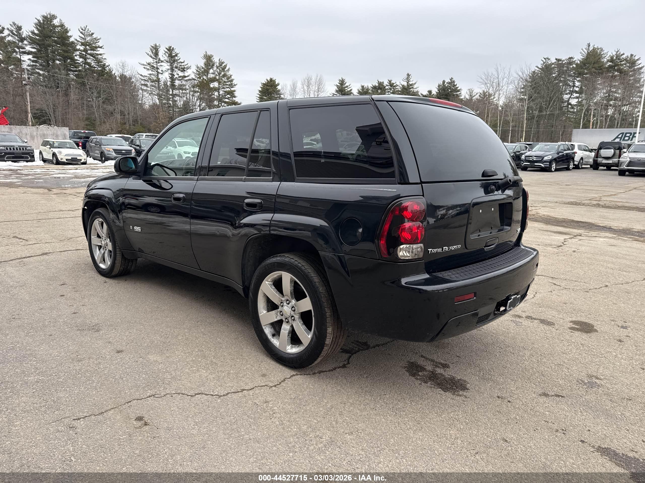 CHEVROLET TRAILBLAZER image 3
